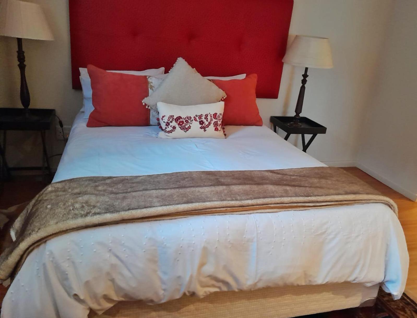 Honeymoon Double Room - Photo 9