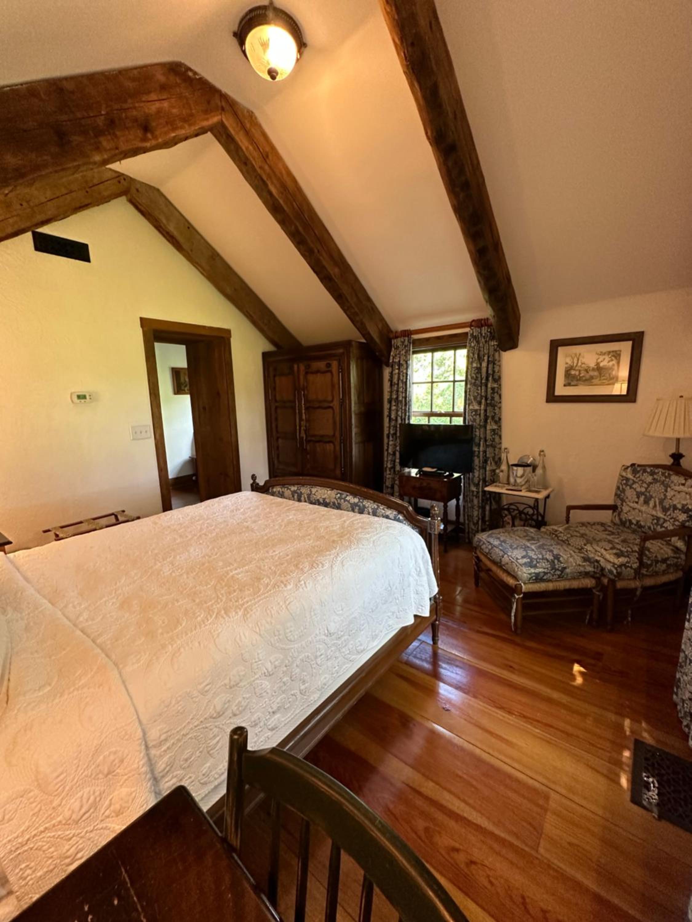 Leith Deluxe Room photo 3