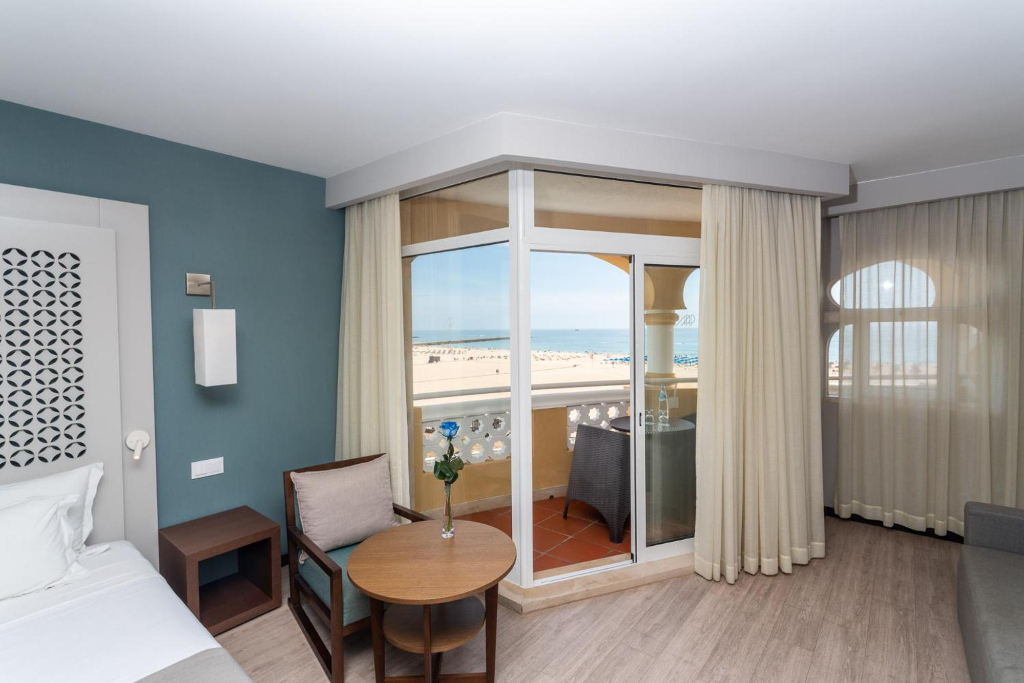 Premium Frontal Sea View - Photo 6