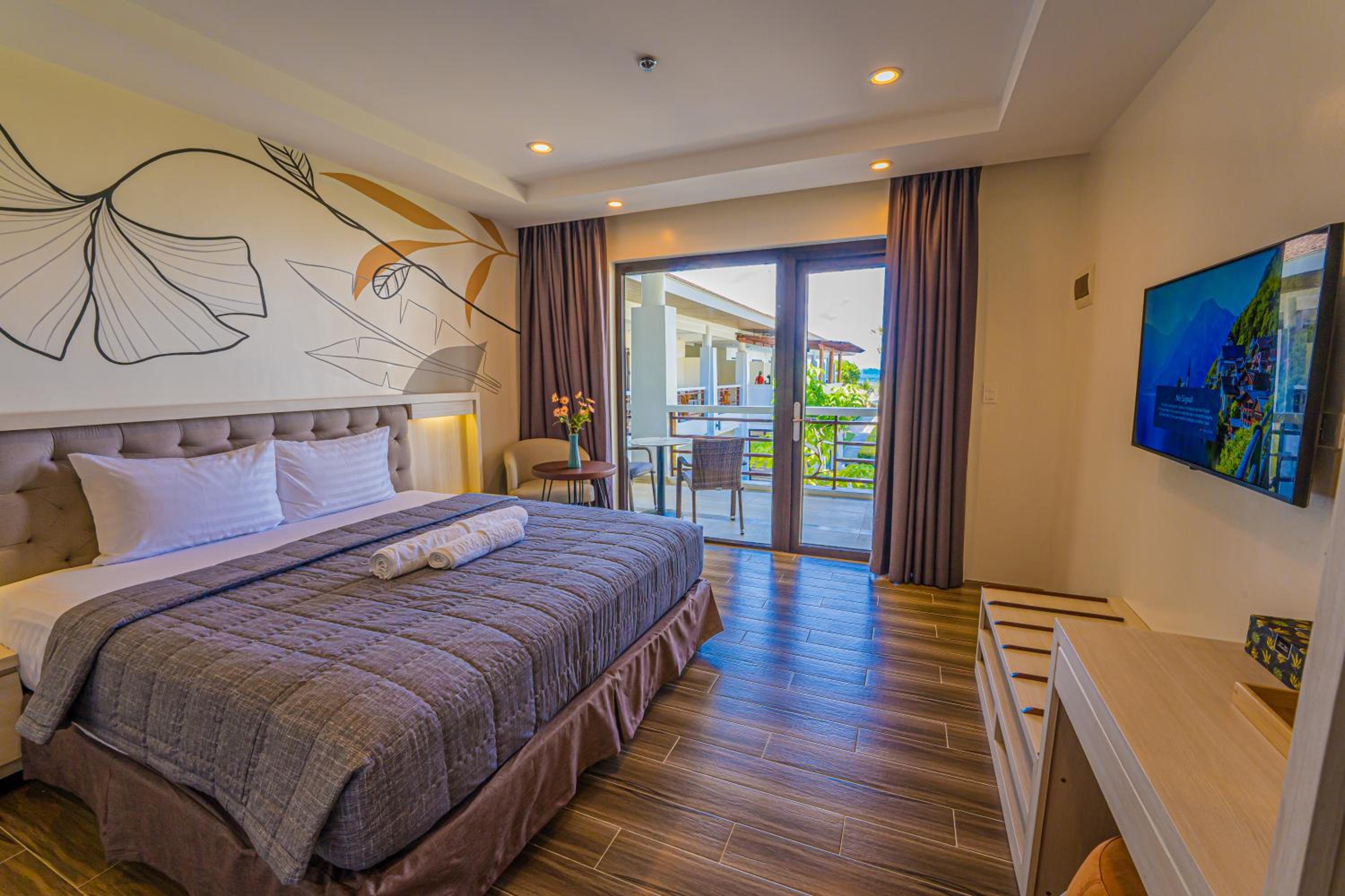 Deluxe Room - Photo 6