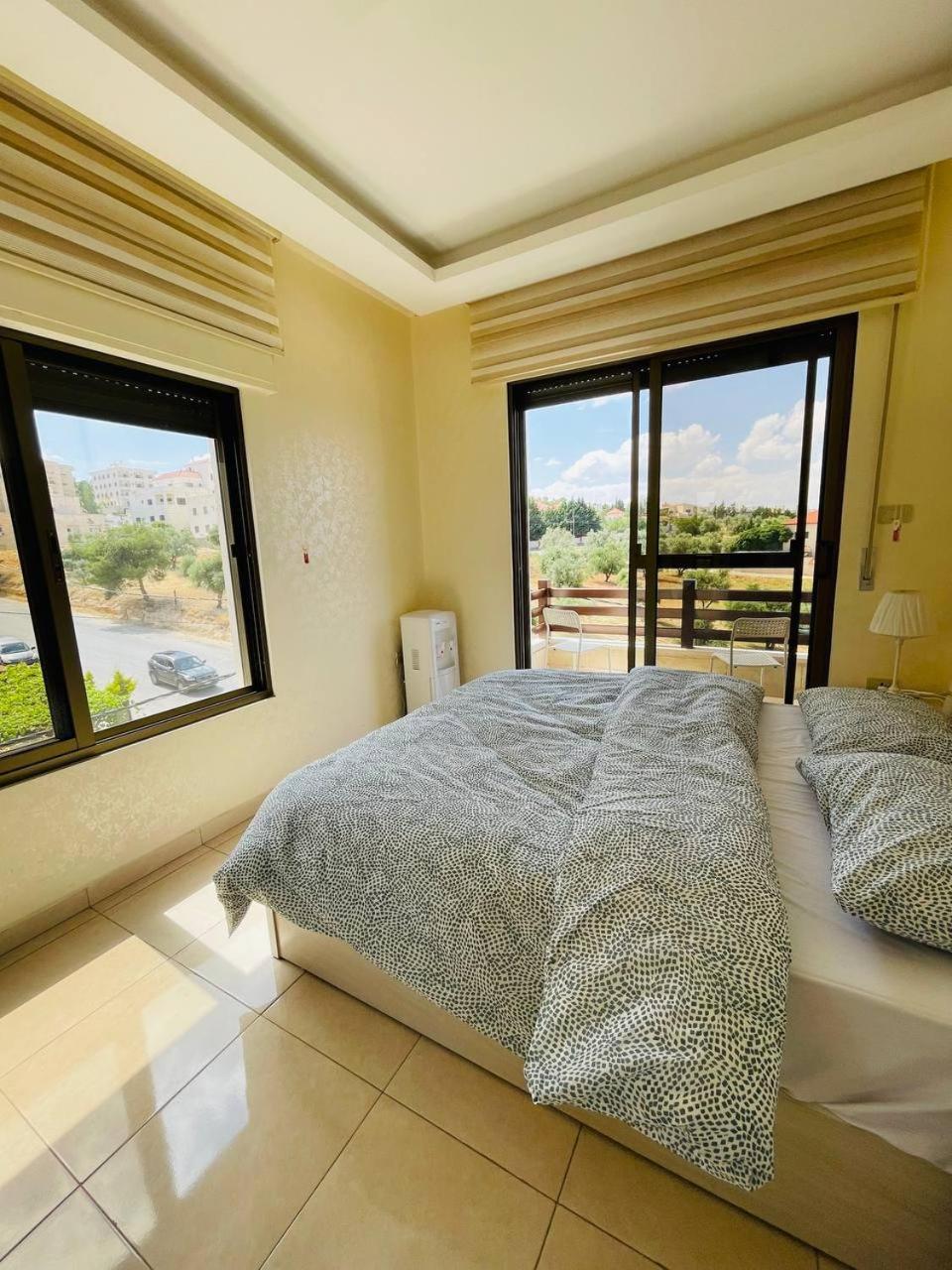 Apartment With Garden View photo 2