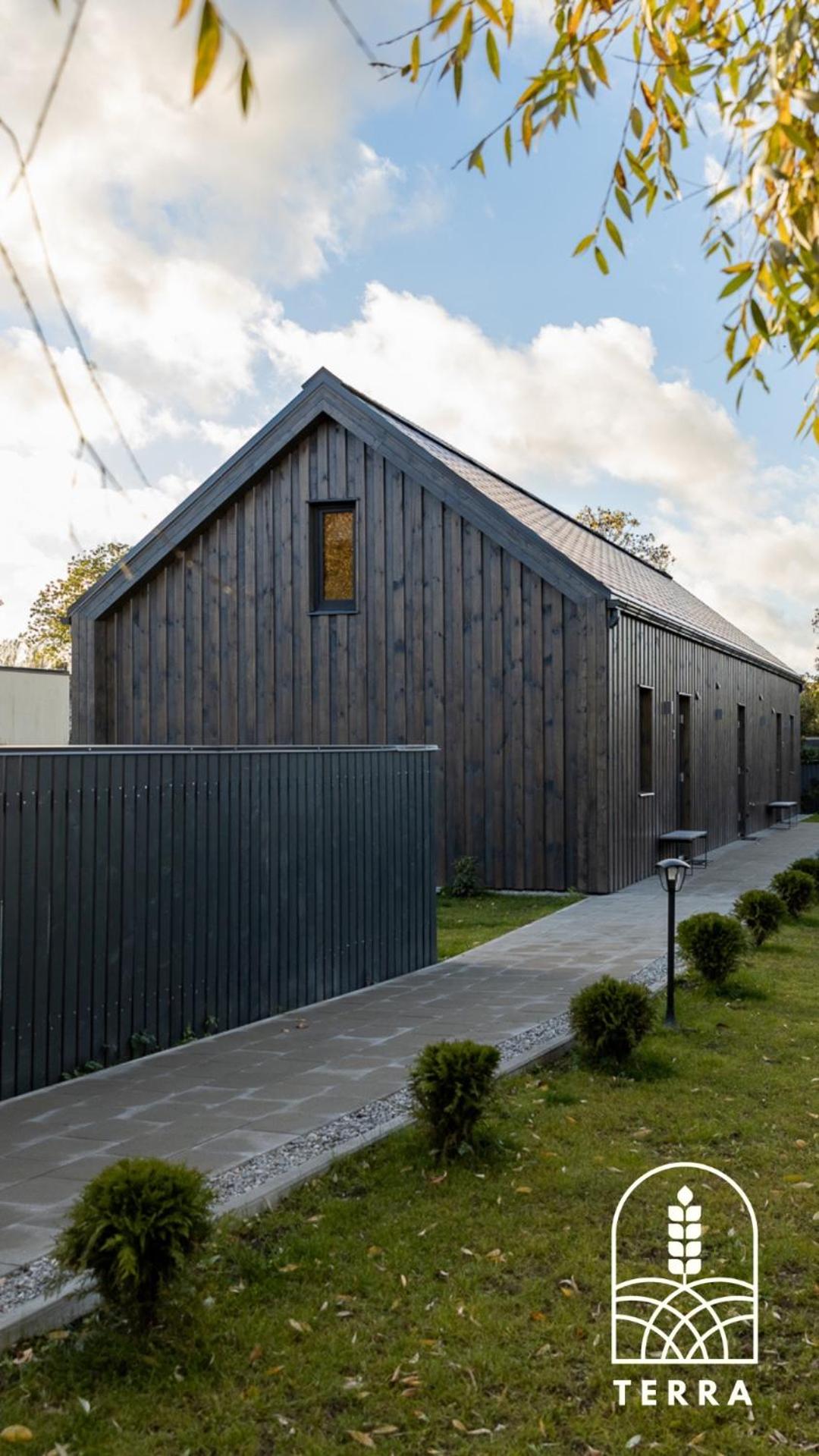 Three-Bedroom House - Photo 2