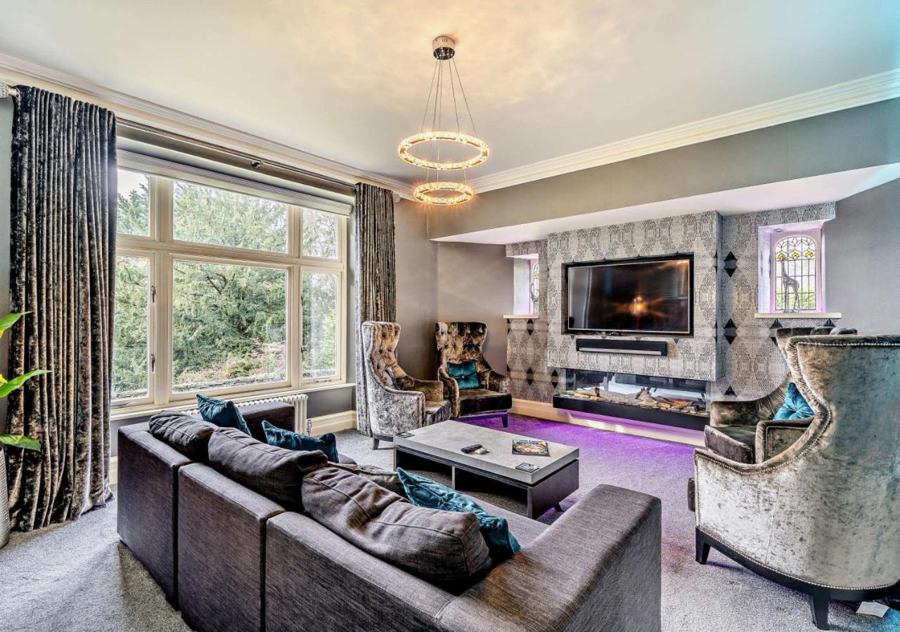 Three-Bedroom House photo 1