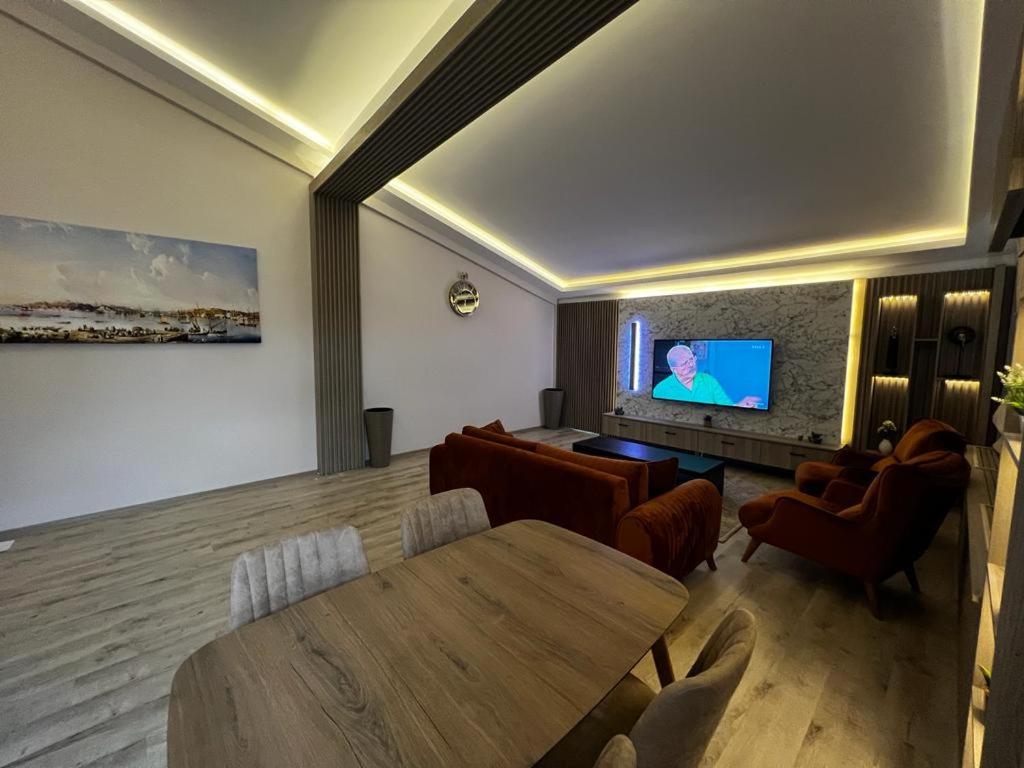 Executive Suite photo 1