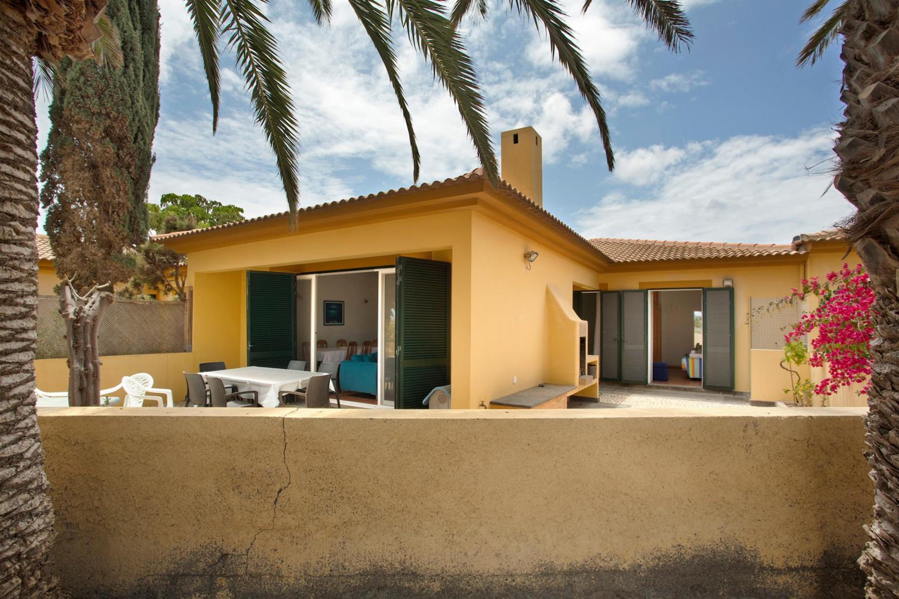 Three-Bedroom House photo 2
