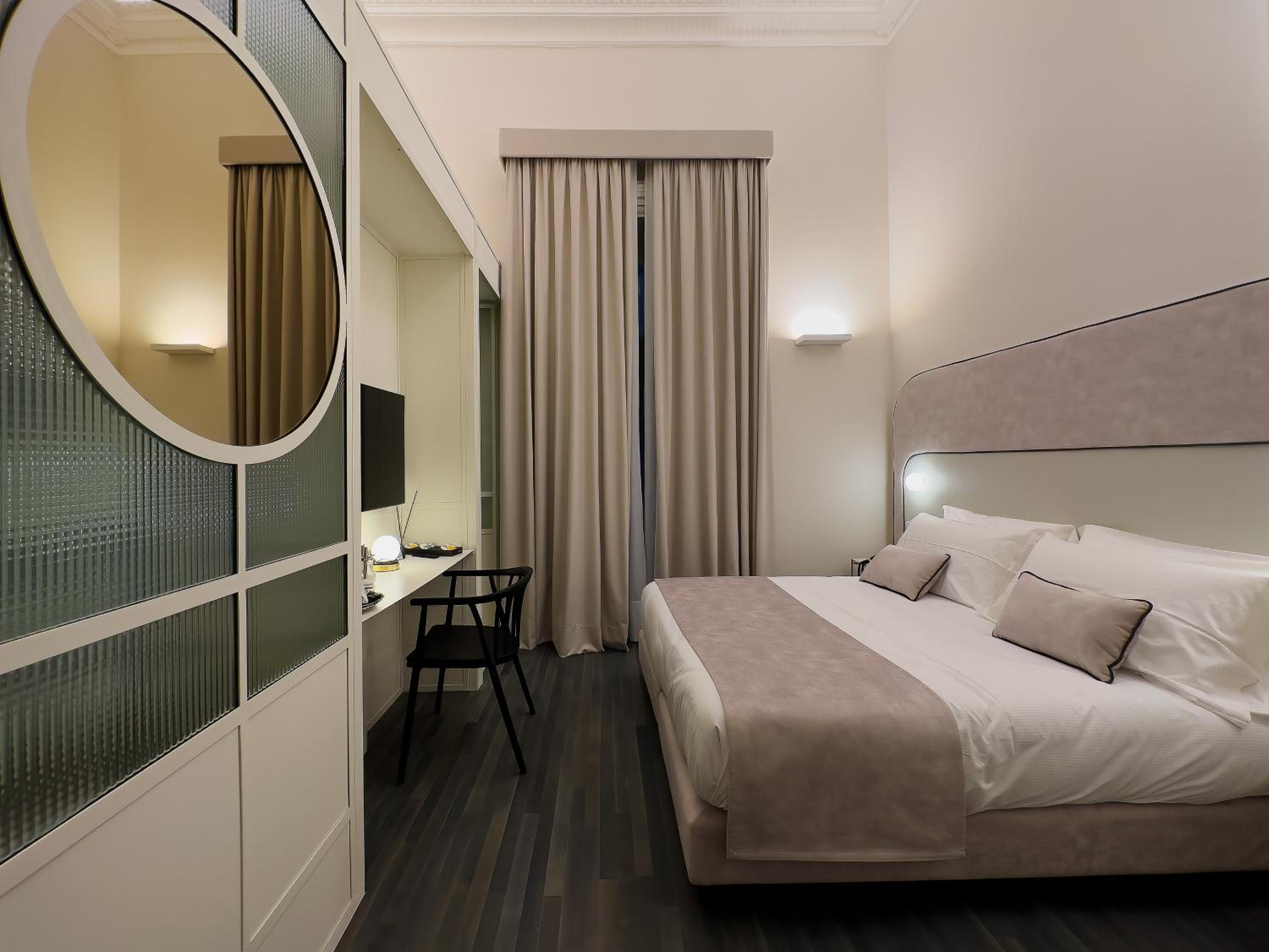 Standard Double or Twin Room photo 2