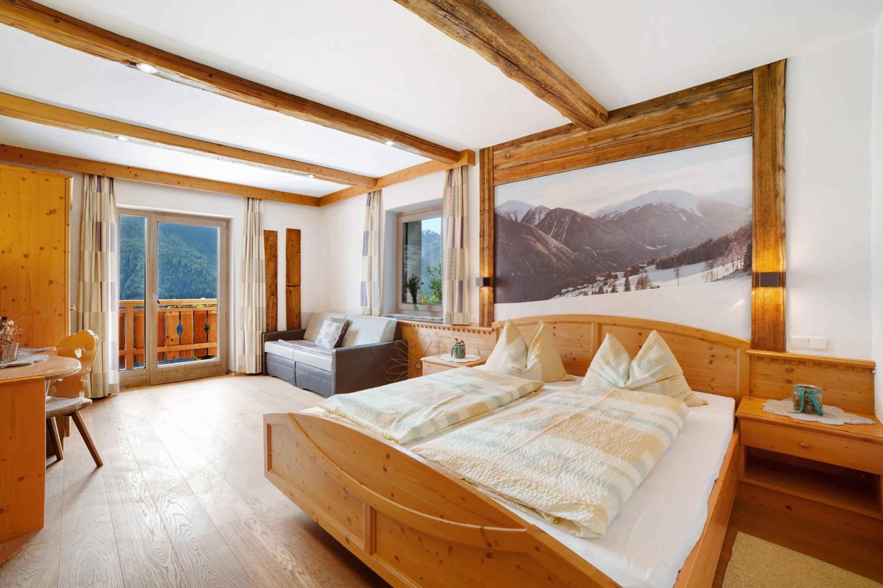 Superior One-Bedroom Apartment with Balcony photo 1