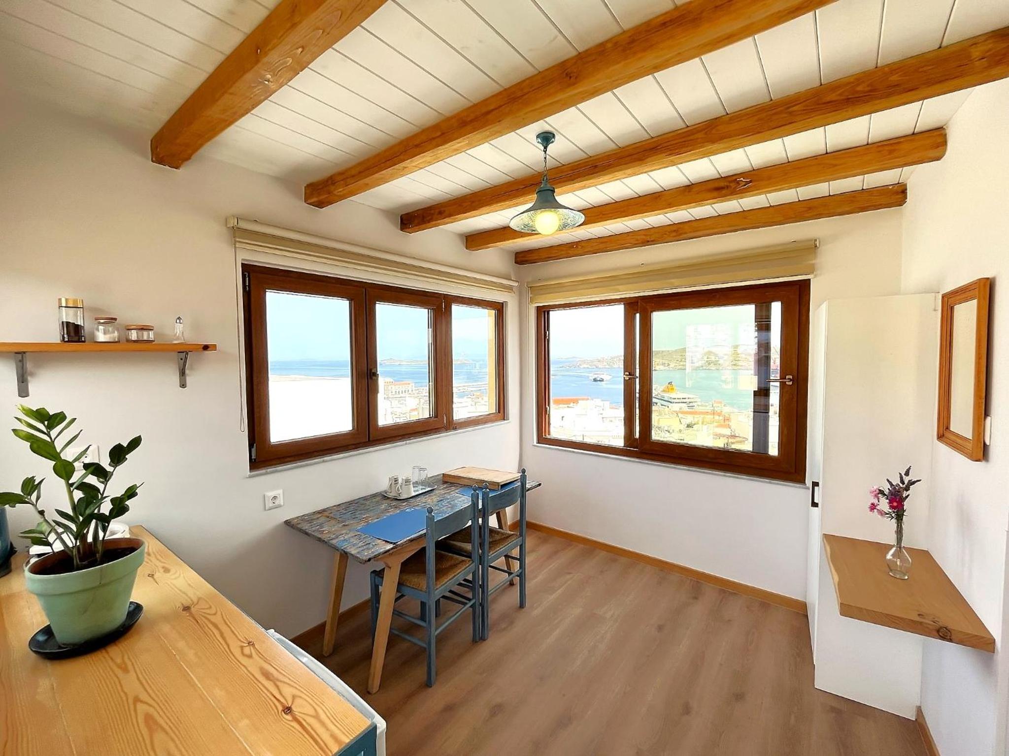 Double Room with Balcony and Sea View photo 3