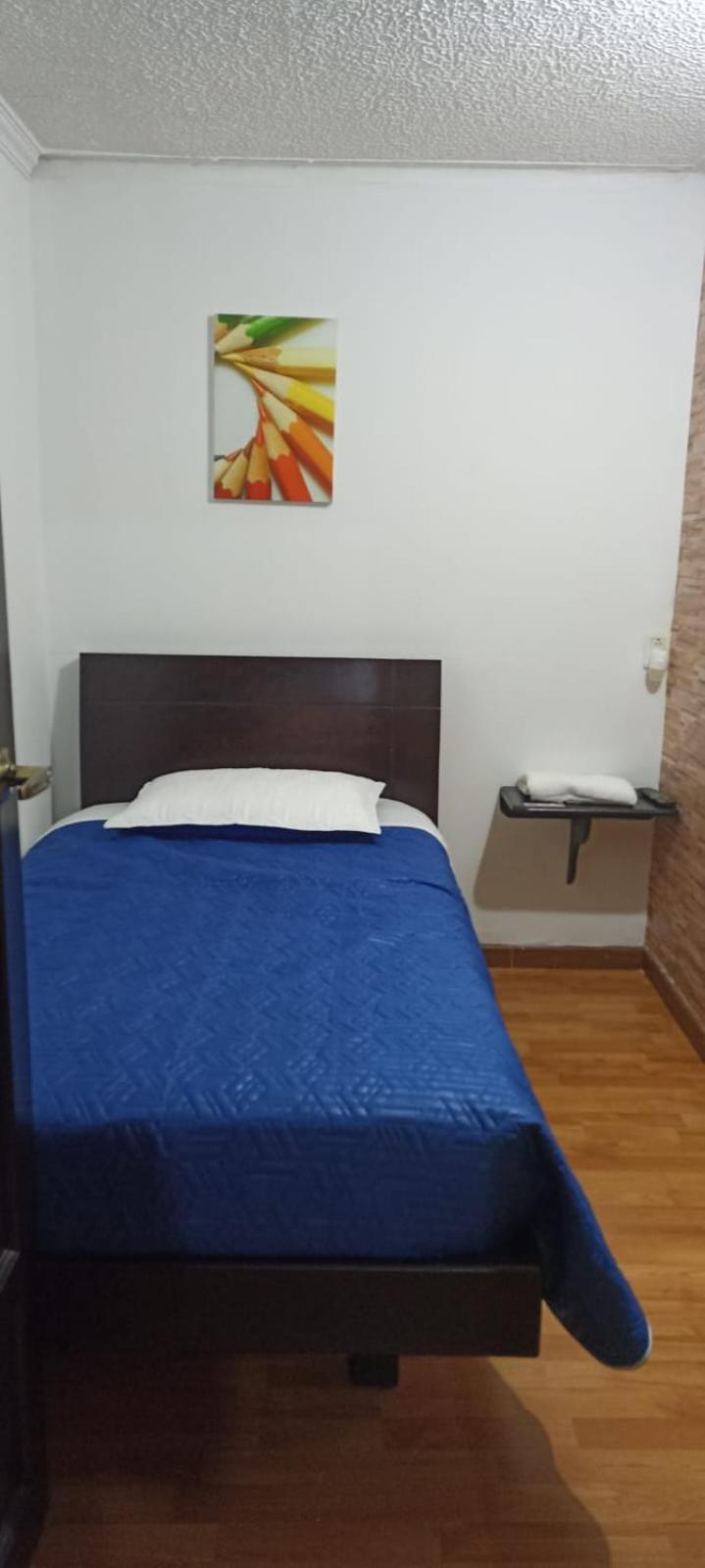 Single Room photo 2