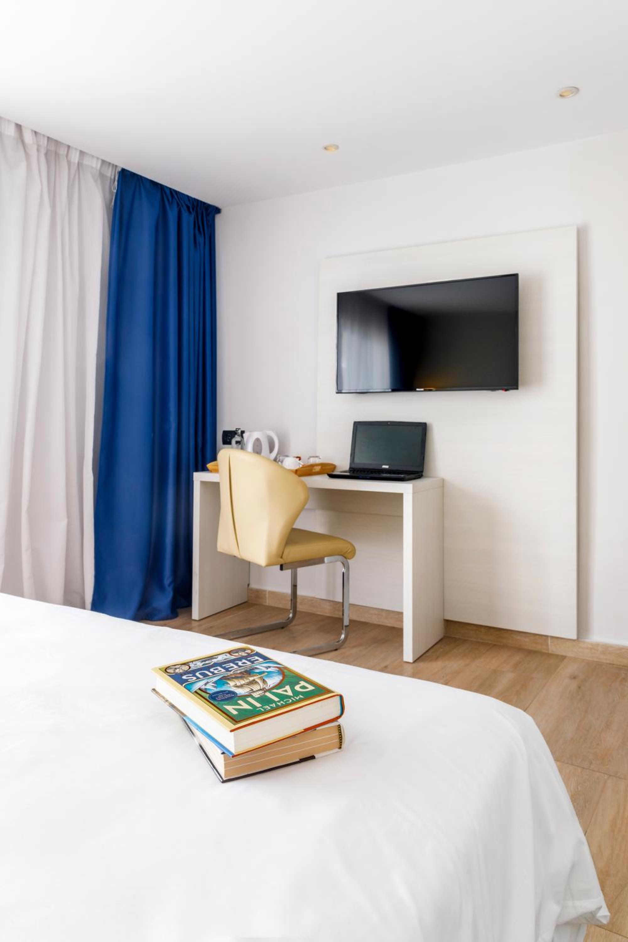 Double Room with Sea View