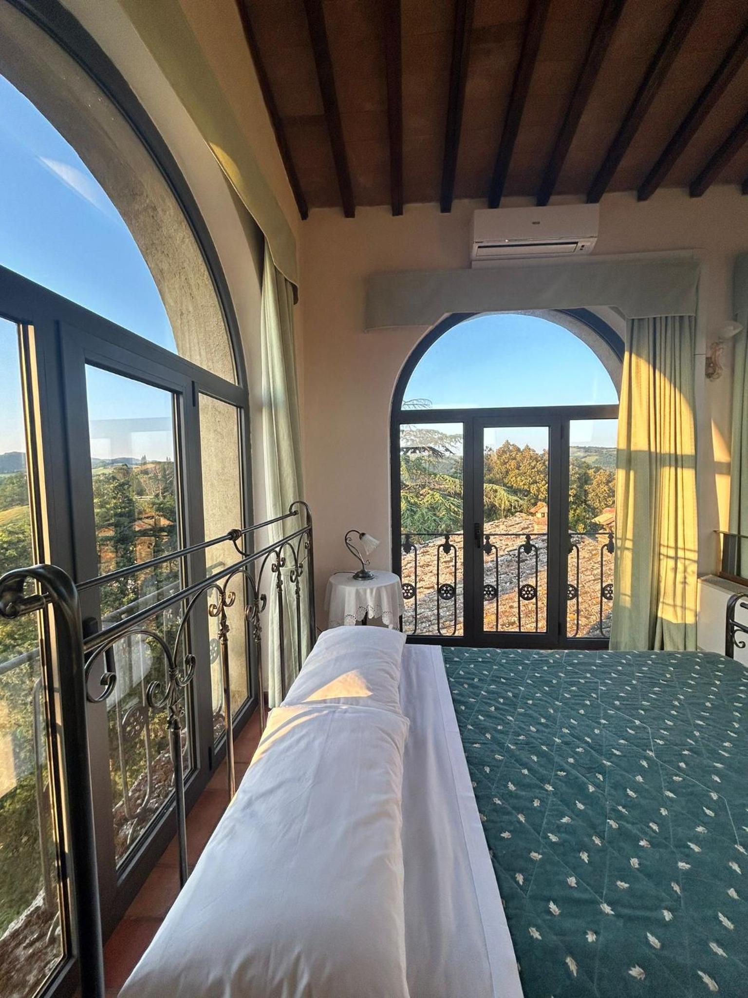 Apartment with Panoramic View photo 3