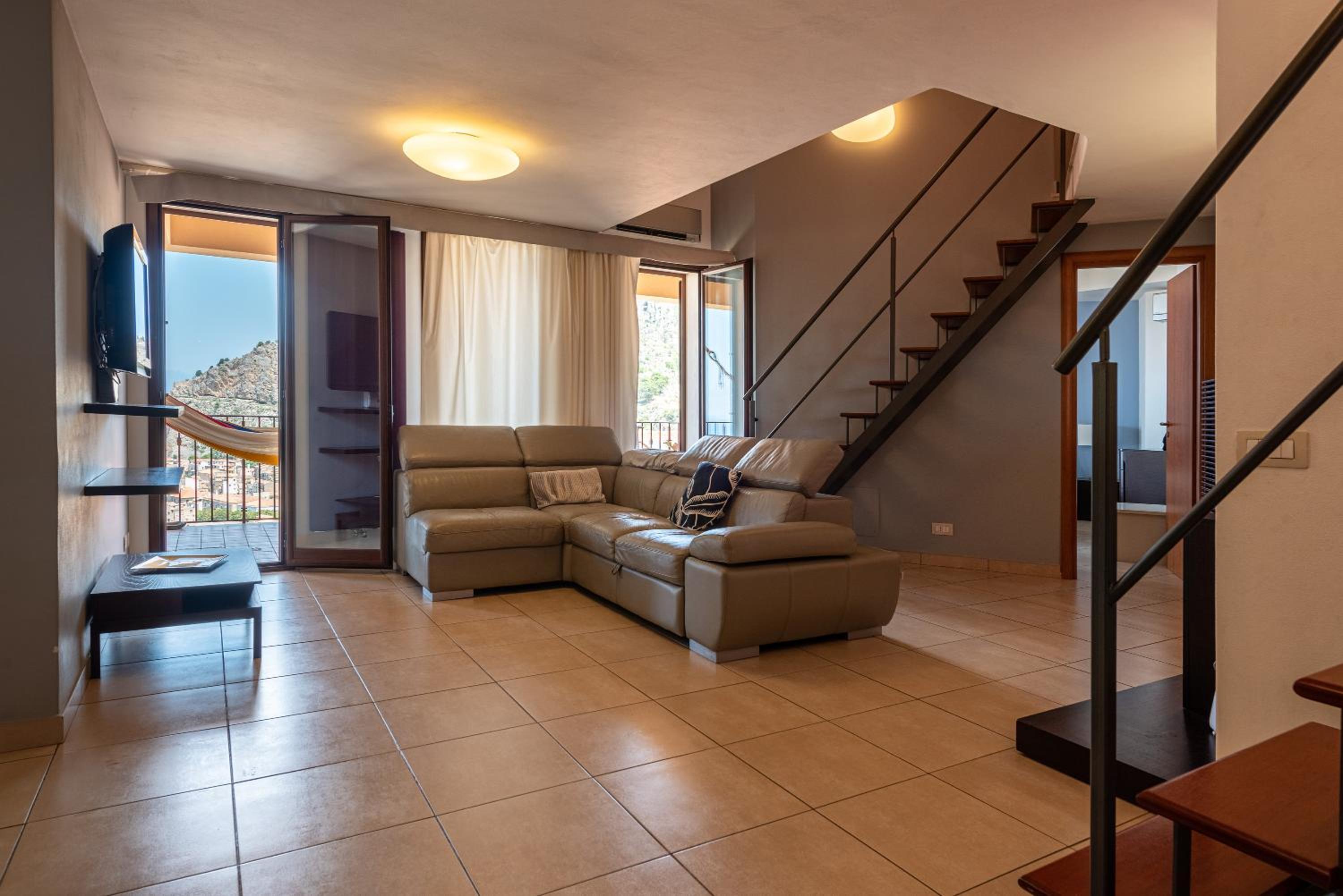 Three-Bedroom Superior Apartment