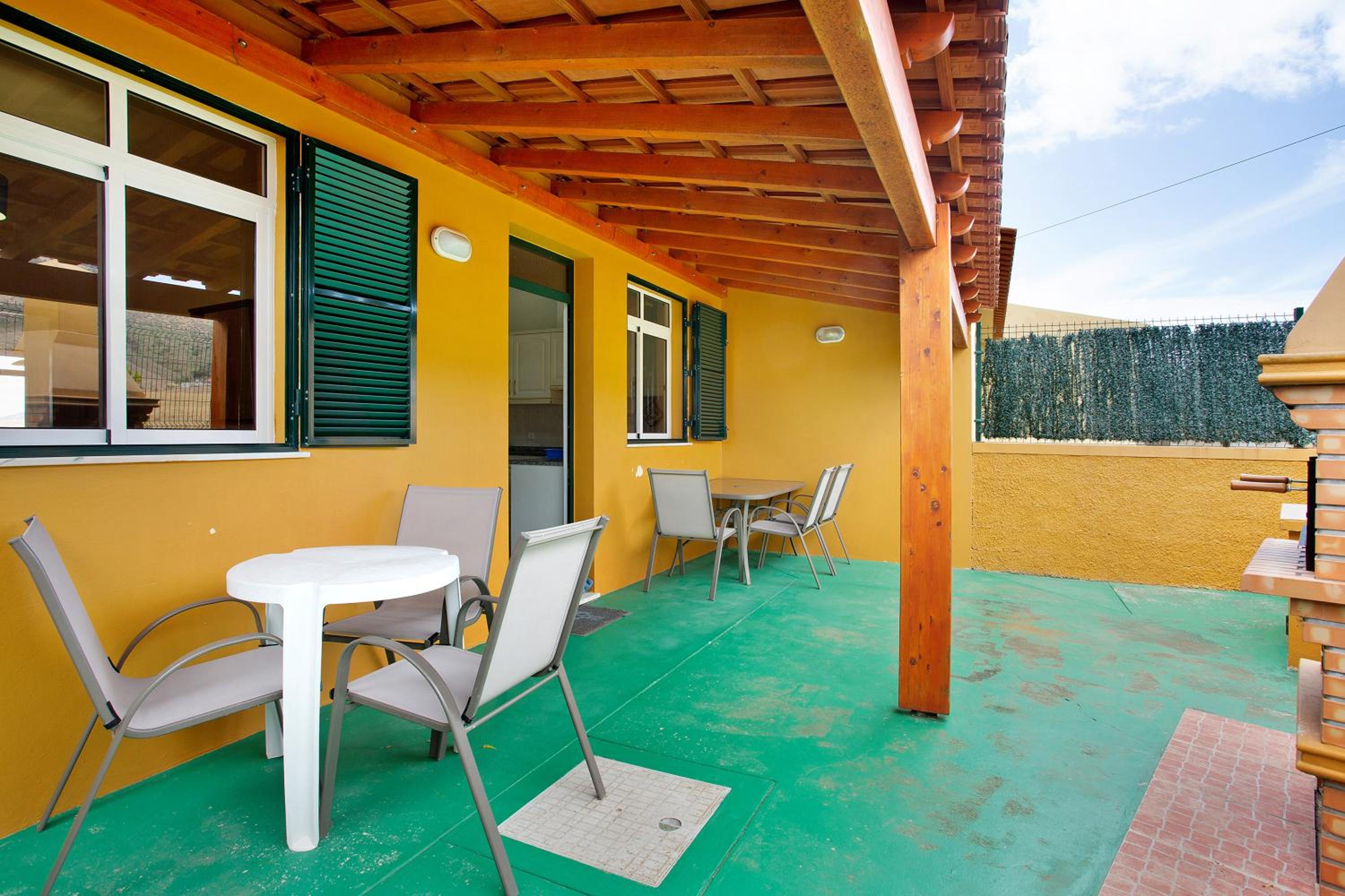 Two-Bedroom House photo 2