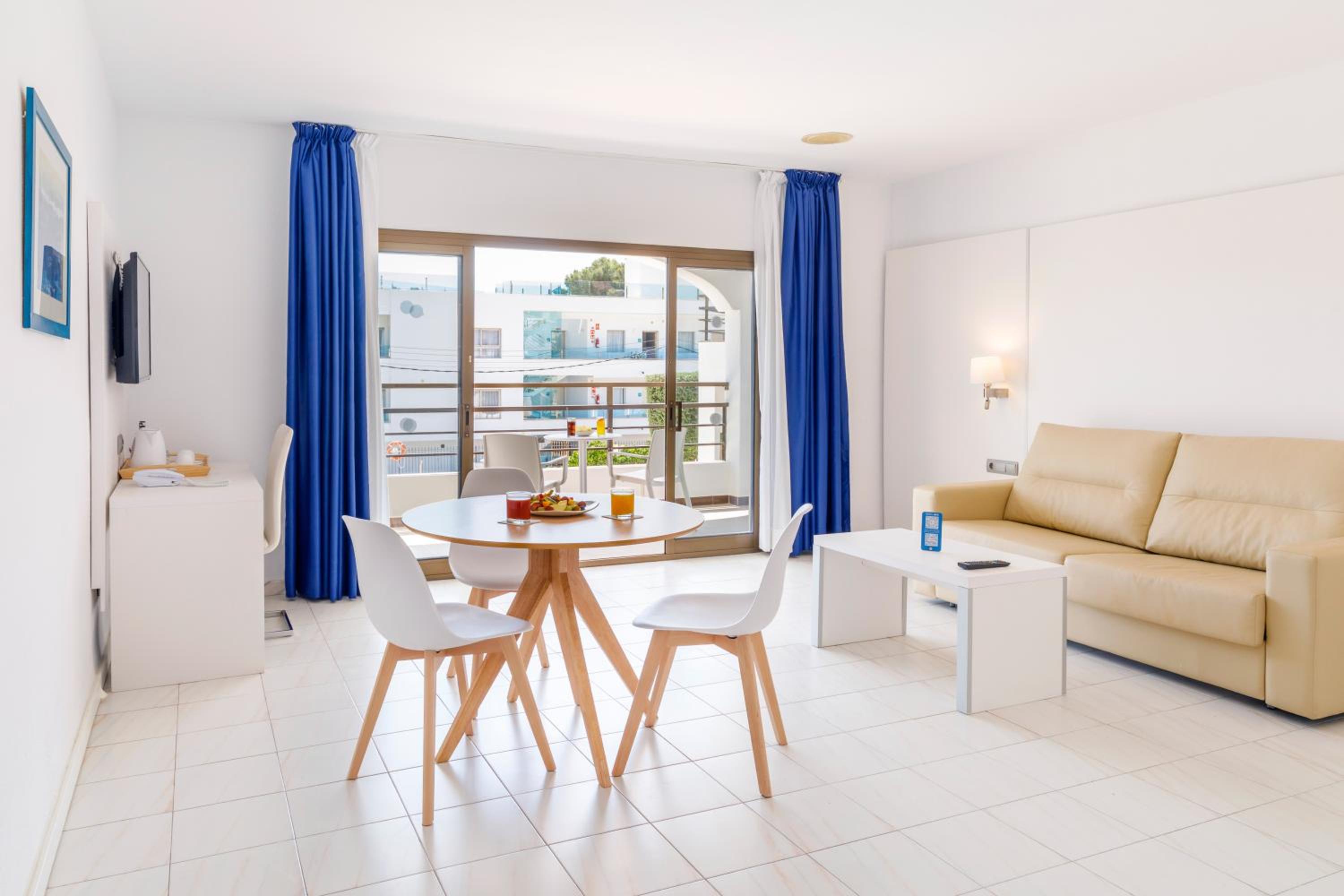Suite con vista a la piscina