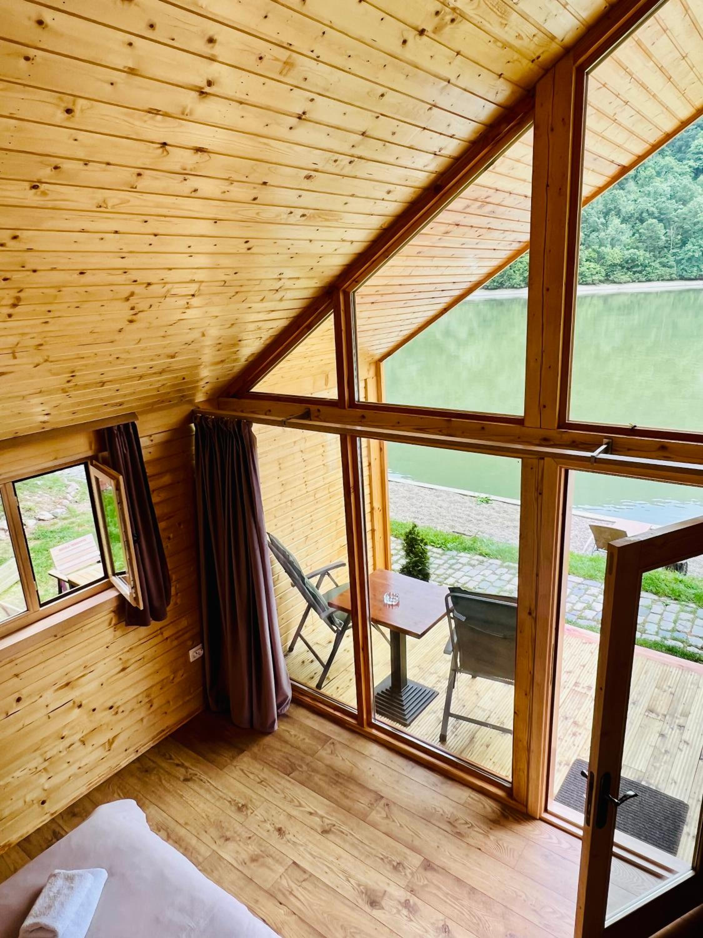 One-Bedroom Chalet photo 1
