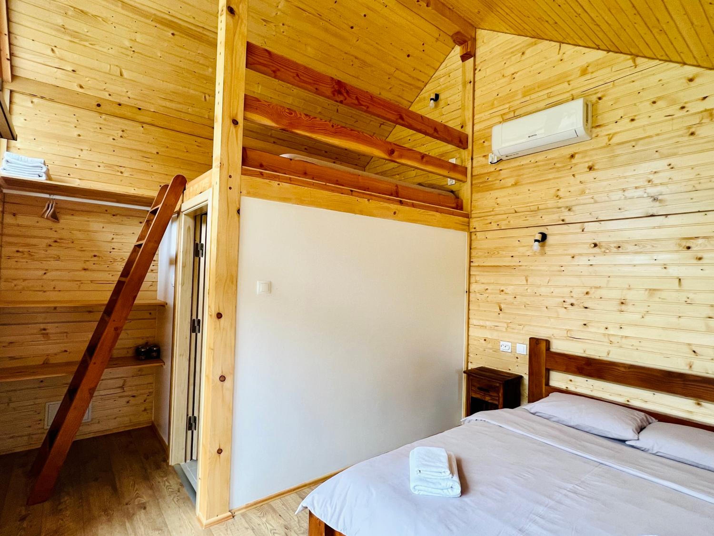 One-Bedroom Chalet photo 2