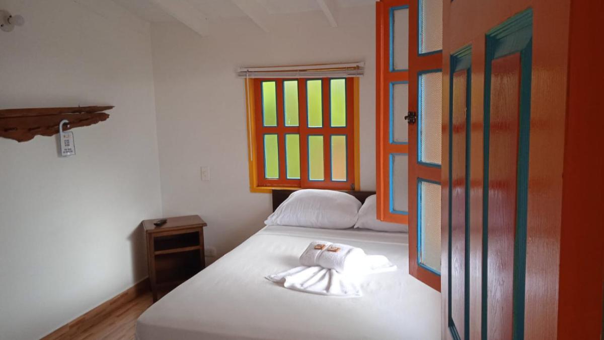 Double Room with Private Bathroom photo 3