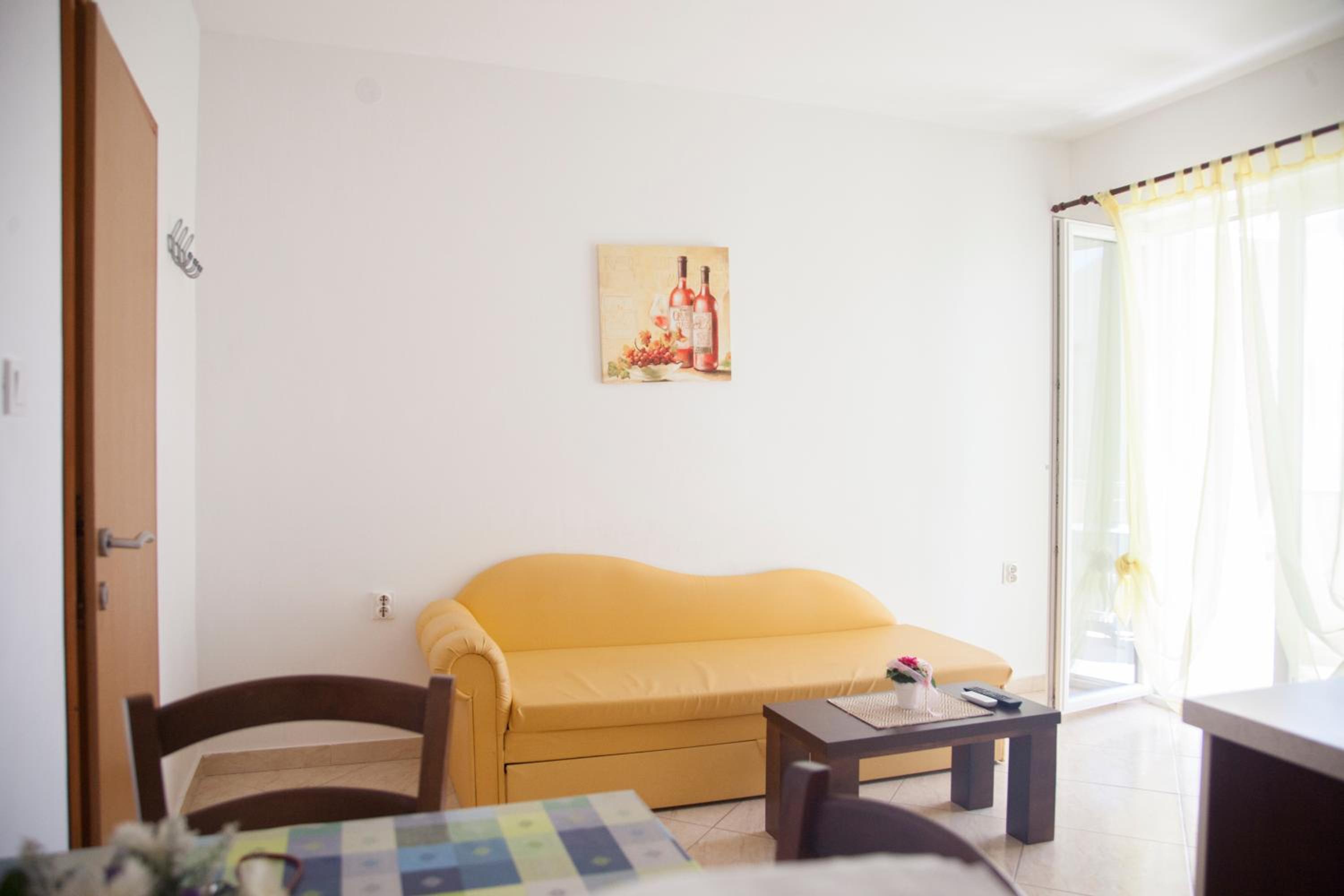 Apartment with Balcony photo 1