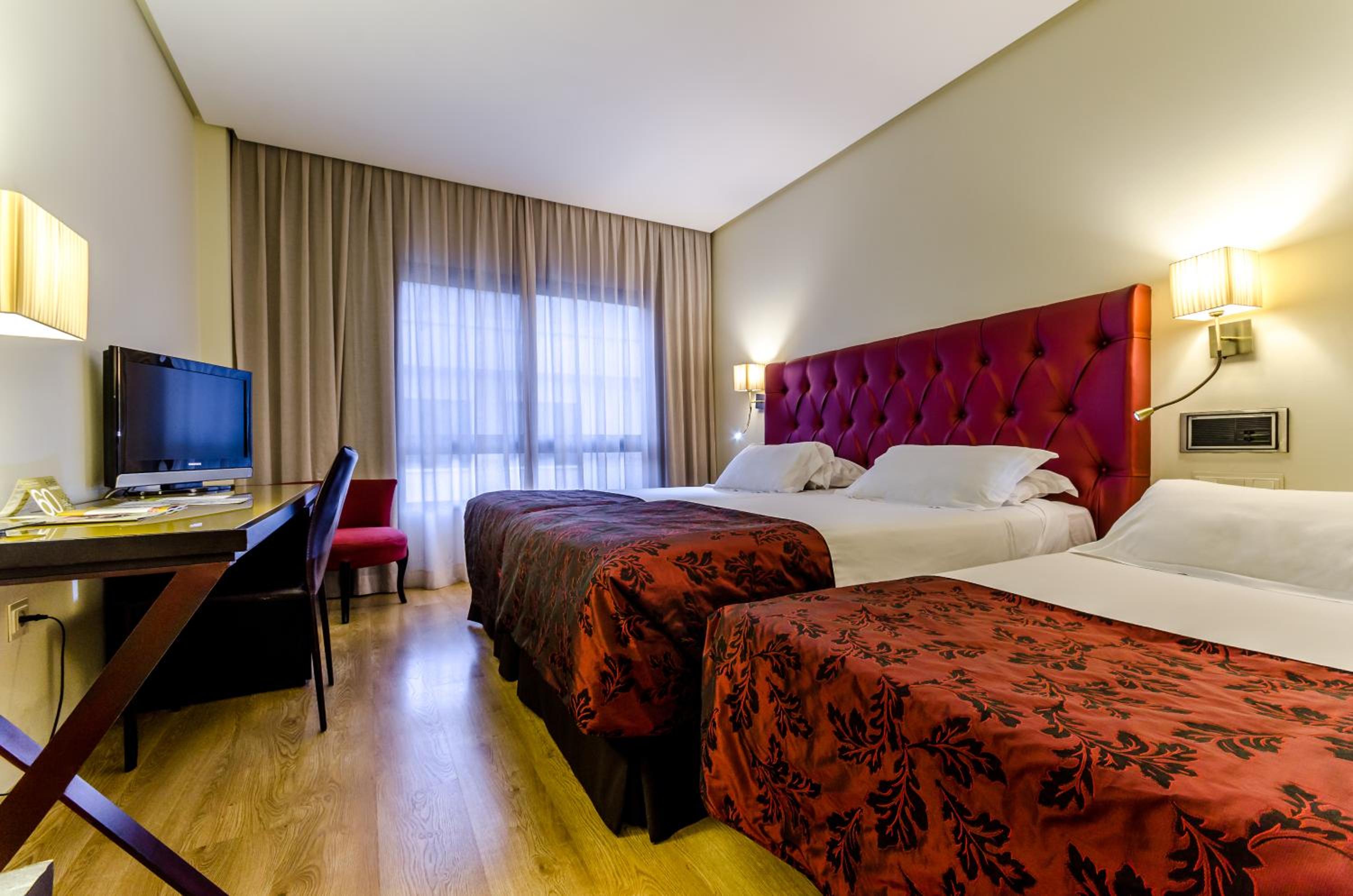 Habitación Doble o con Dos Camas con Cama Adicional