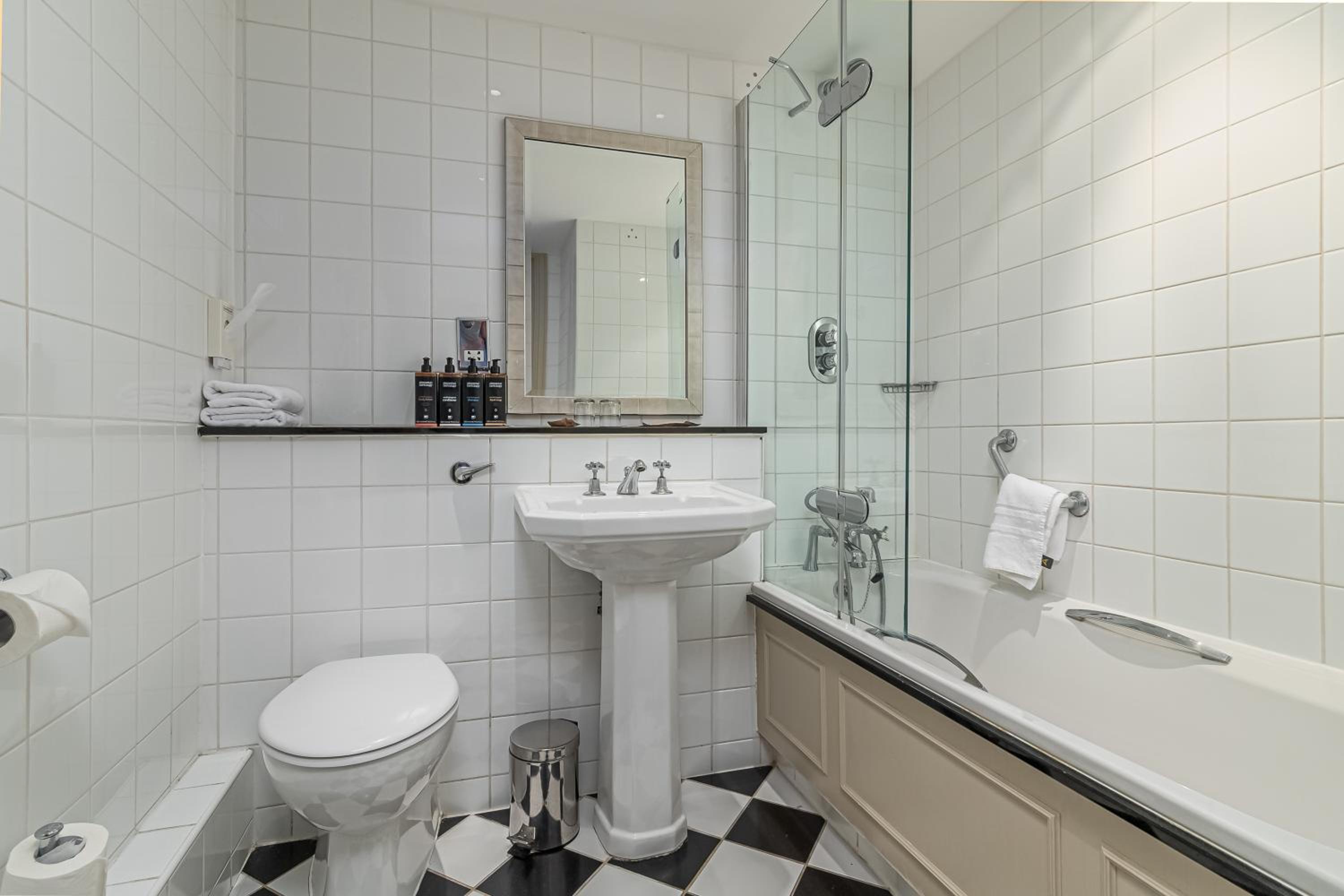 Classic Double Room - Photo 3