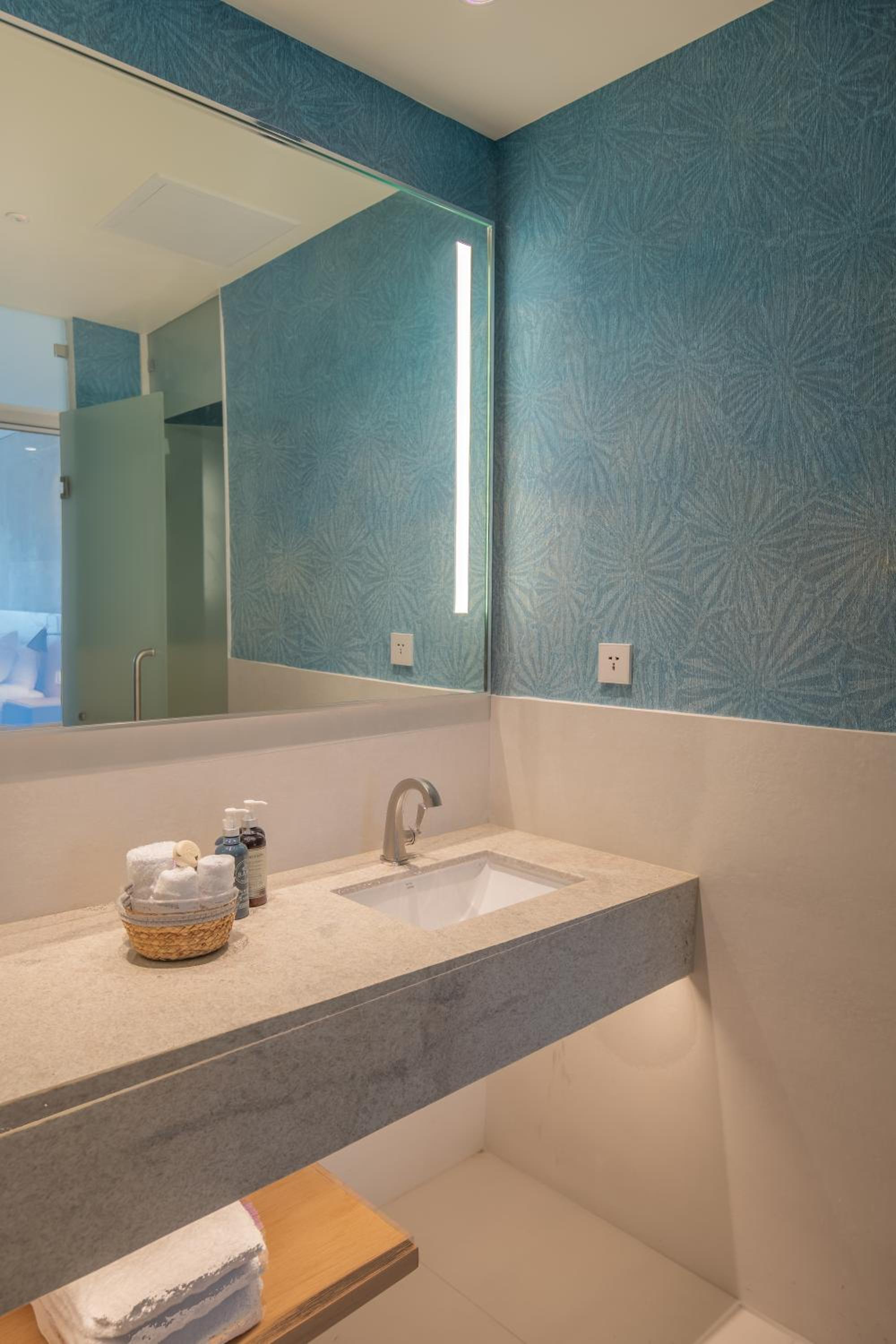 Junior Suite - Photo 11