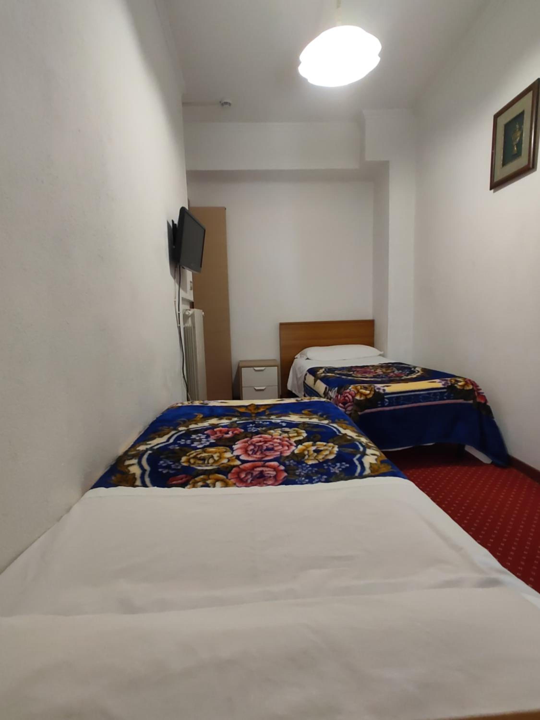 Quadruple Room with Balcony photo 3