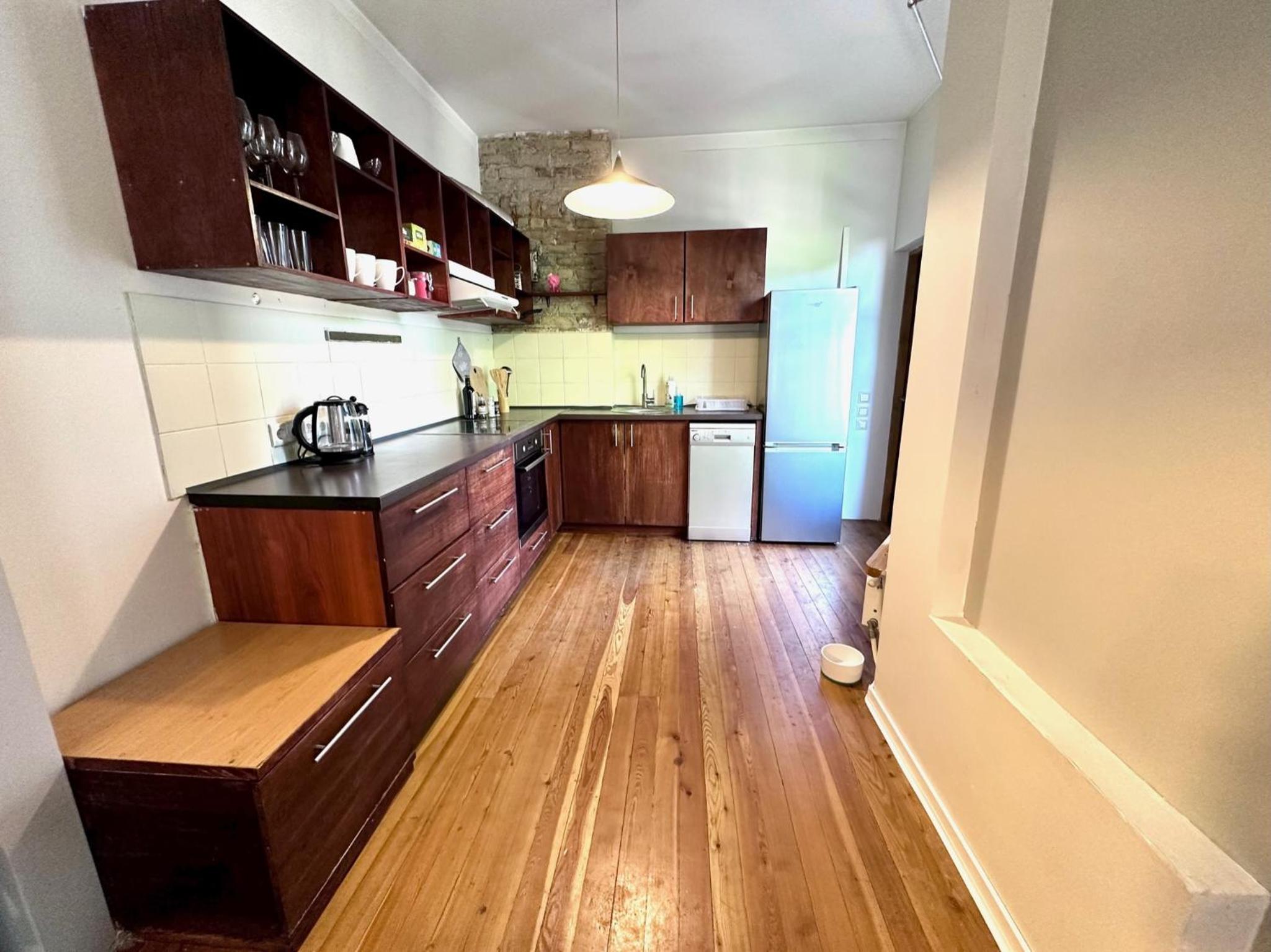 Three-Bedroom Apartment photo 2