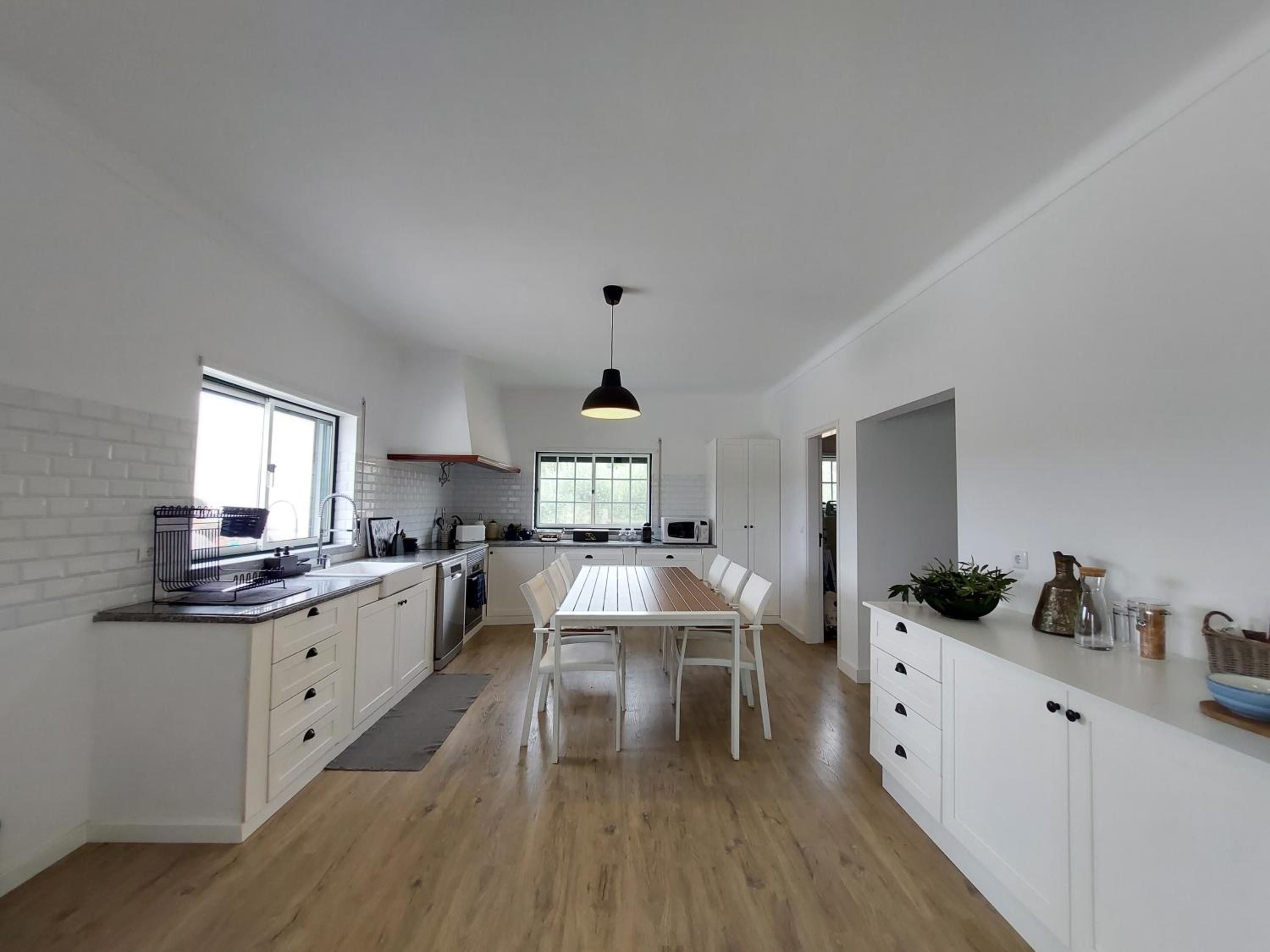 Four-Bedroom House photo 2