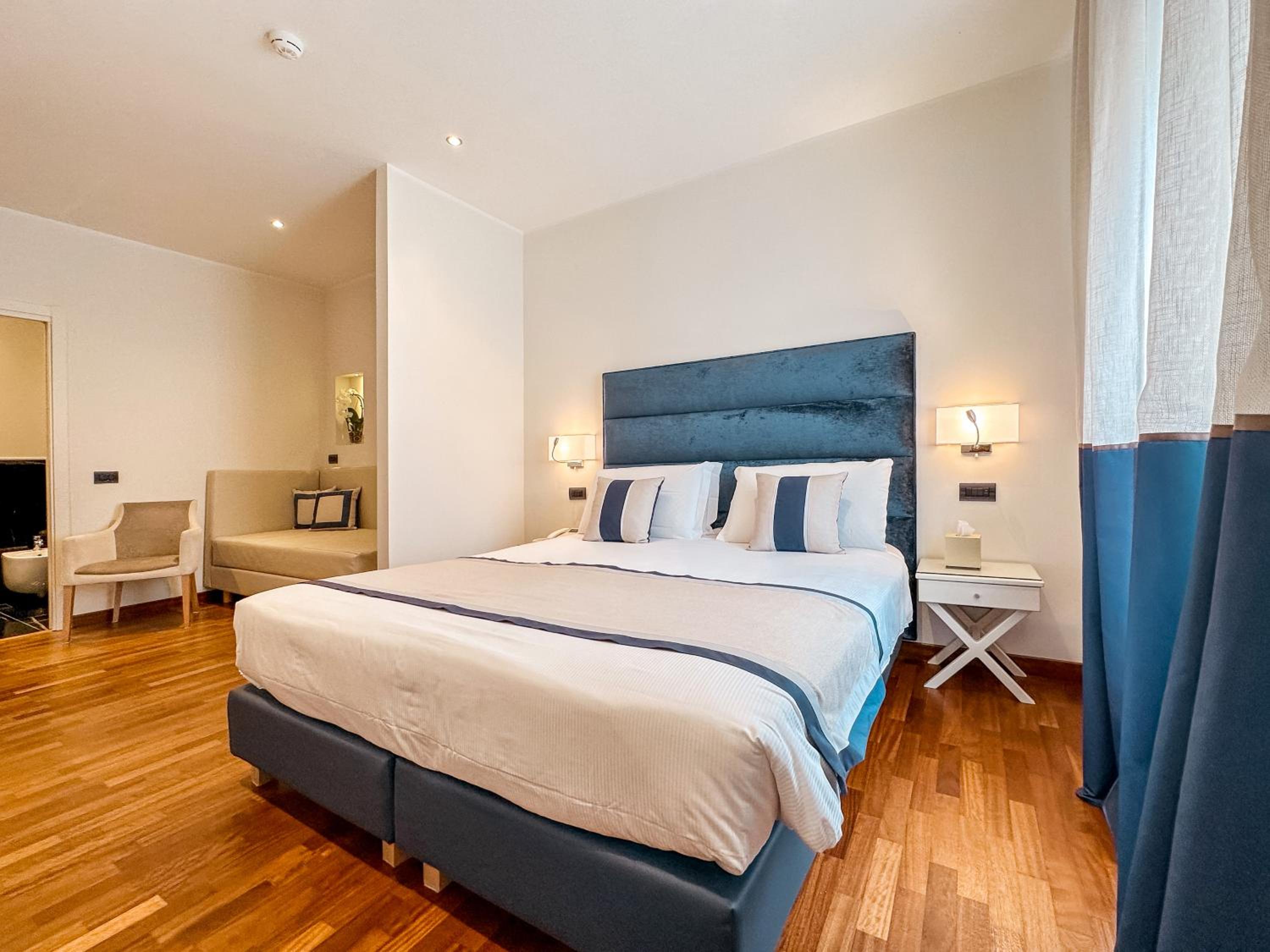 Superior Double Room - Photo 10