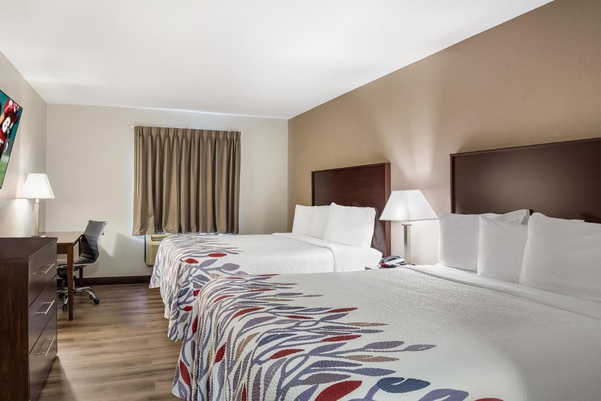 Deluxe Room with Two Queen Beds Smoke Free - Photo 1