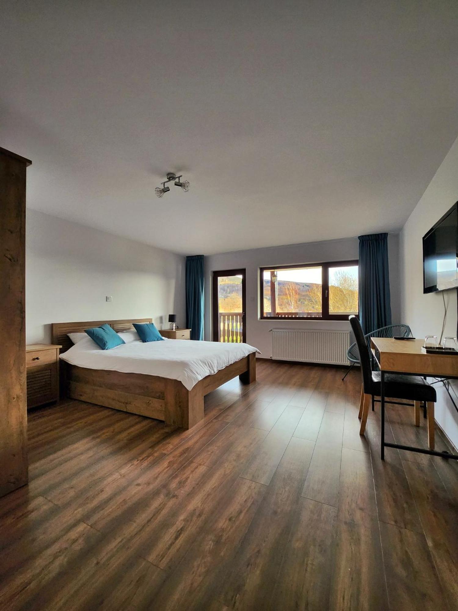 Double Room with Balcony photo 1