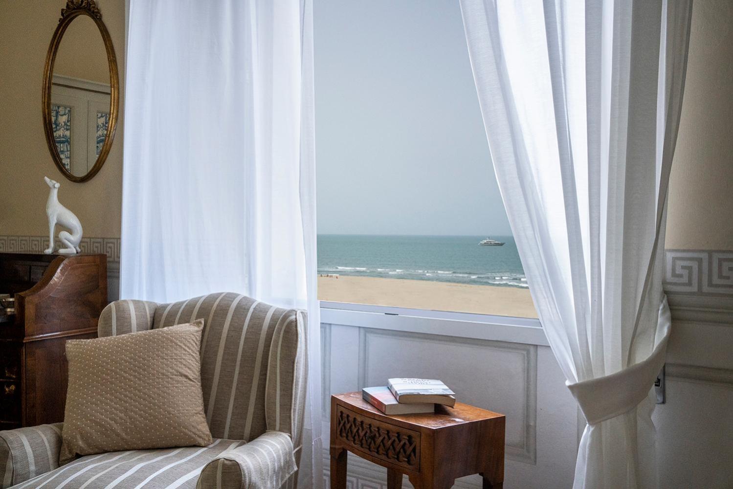 Superior Double or Twin Room with Sea View - Photo 6
