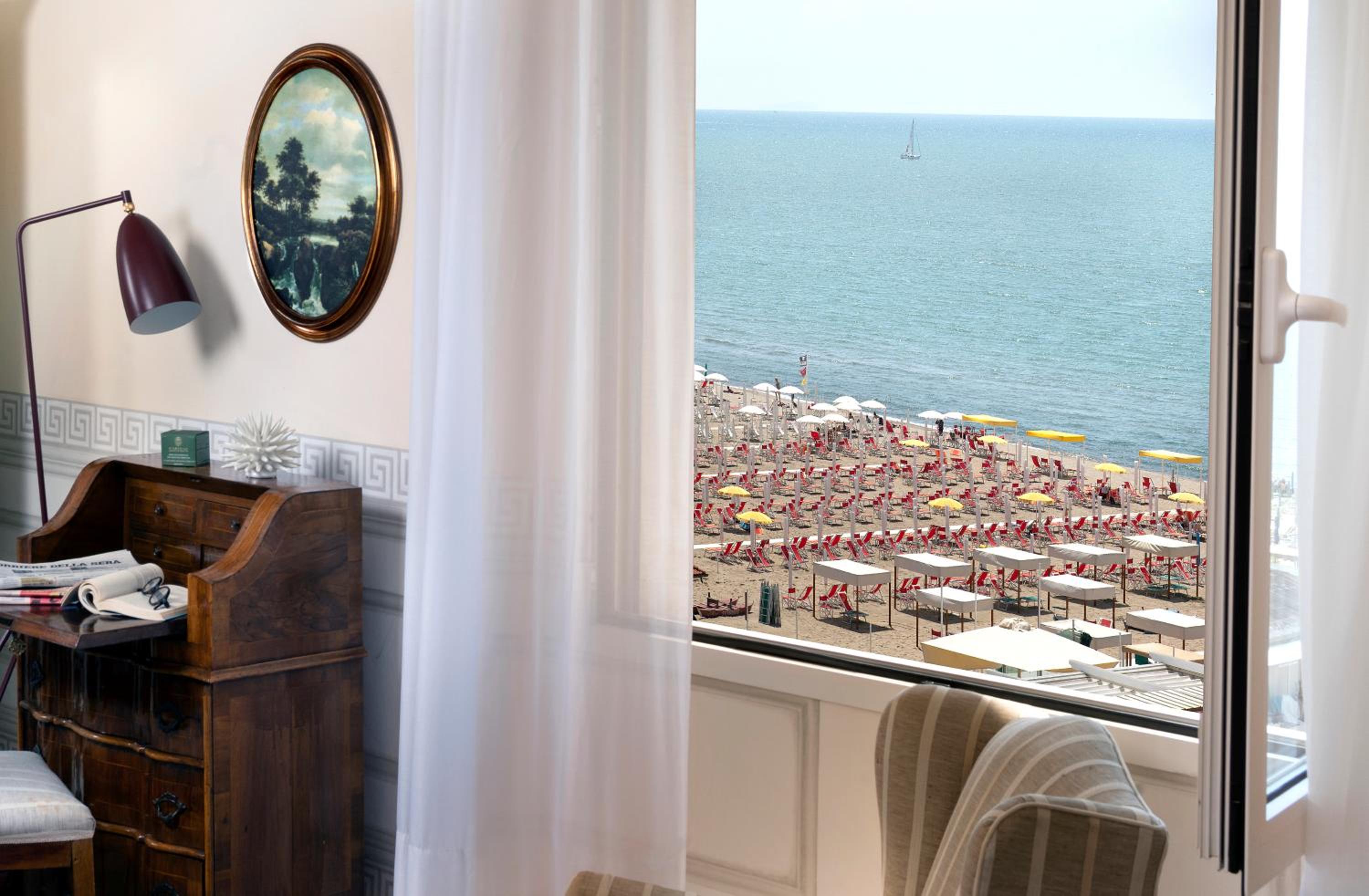 Superior Double or Twin Room with Sea View - Photo 2