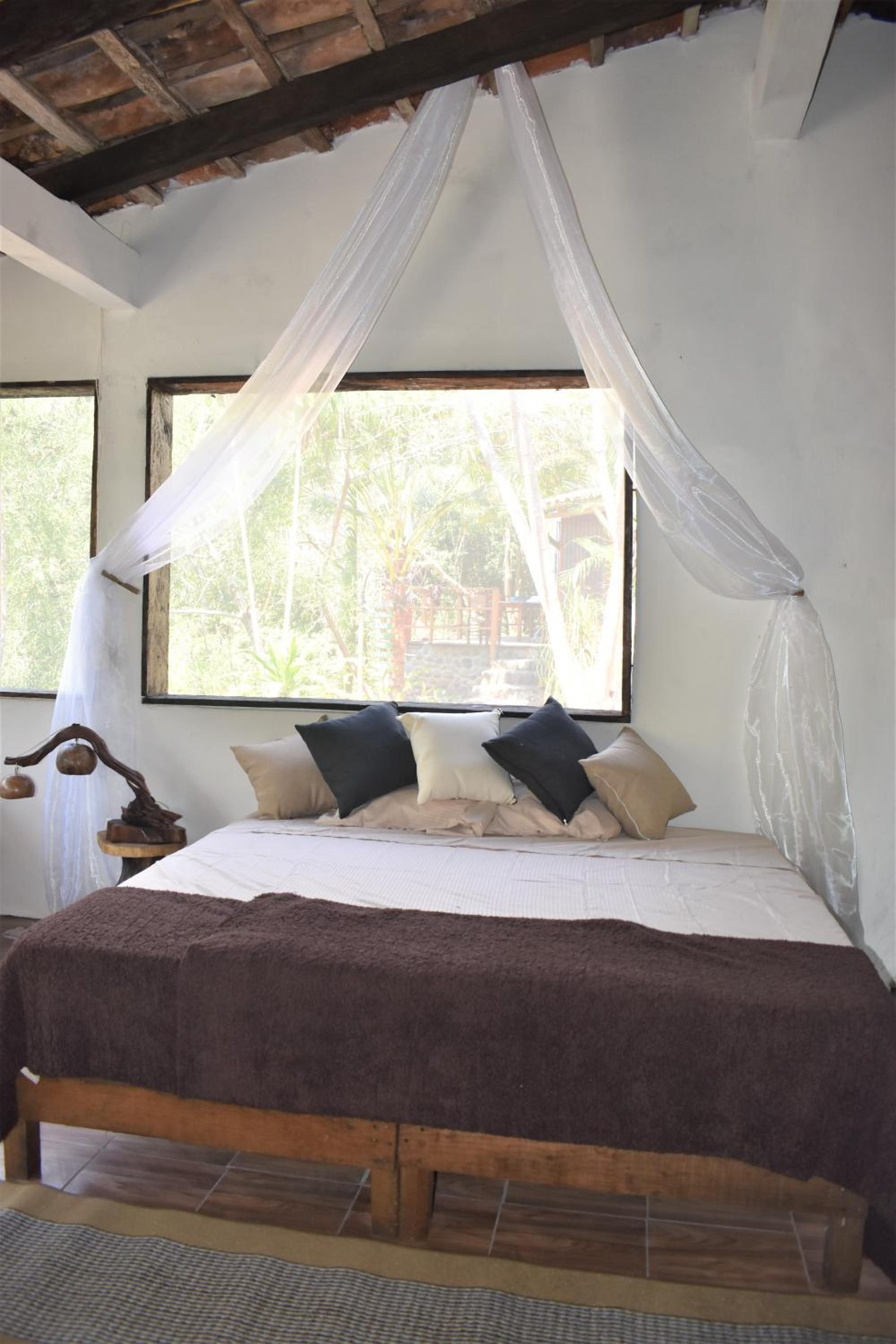 One-Bedroom Apartment - Photo 7