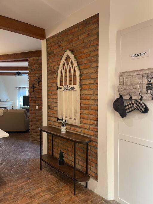 Three-Bedroom House photo 2