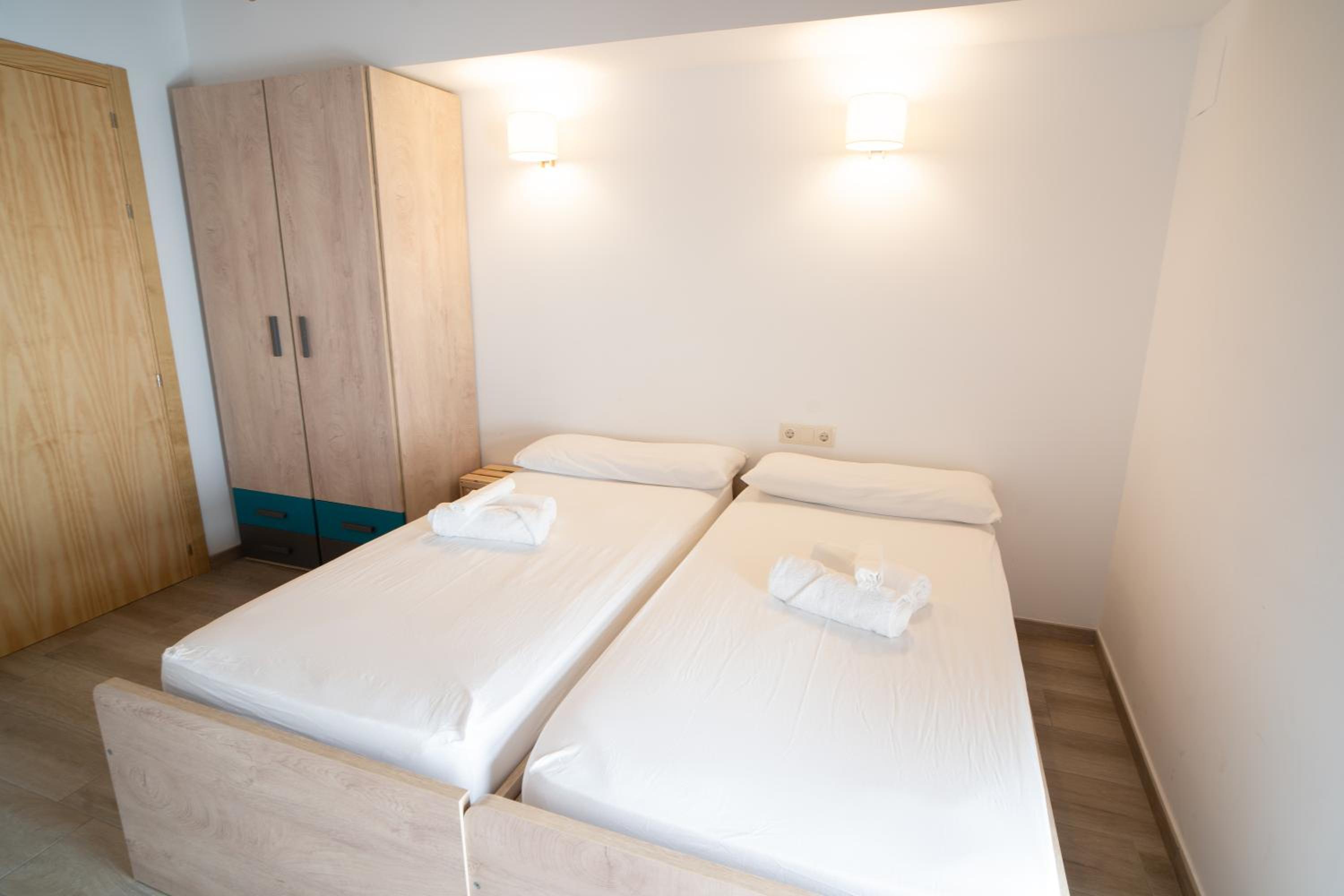 Habitación Doble con Baño Privado