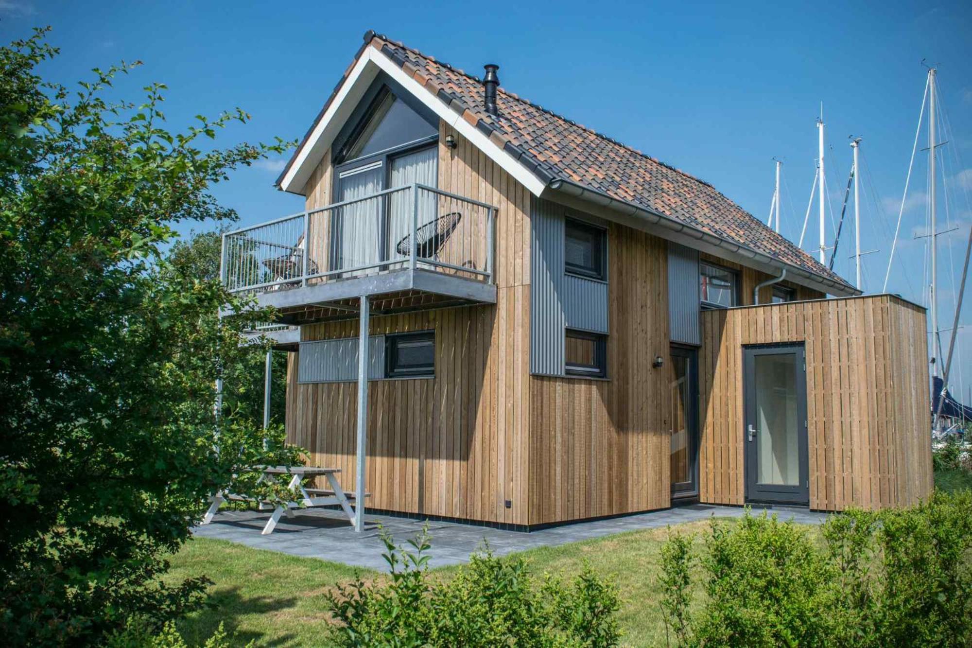 Two-Bedroom House photo 2
