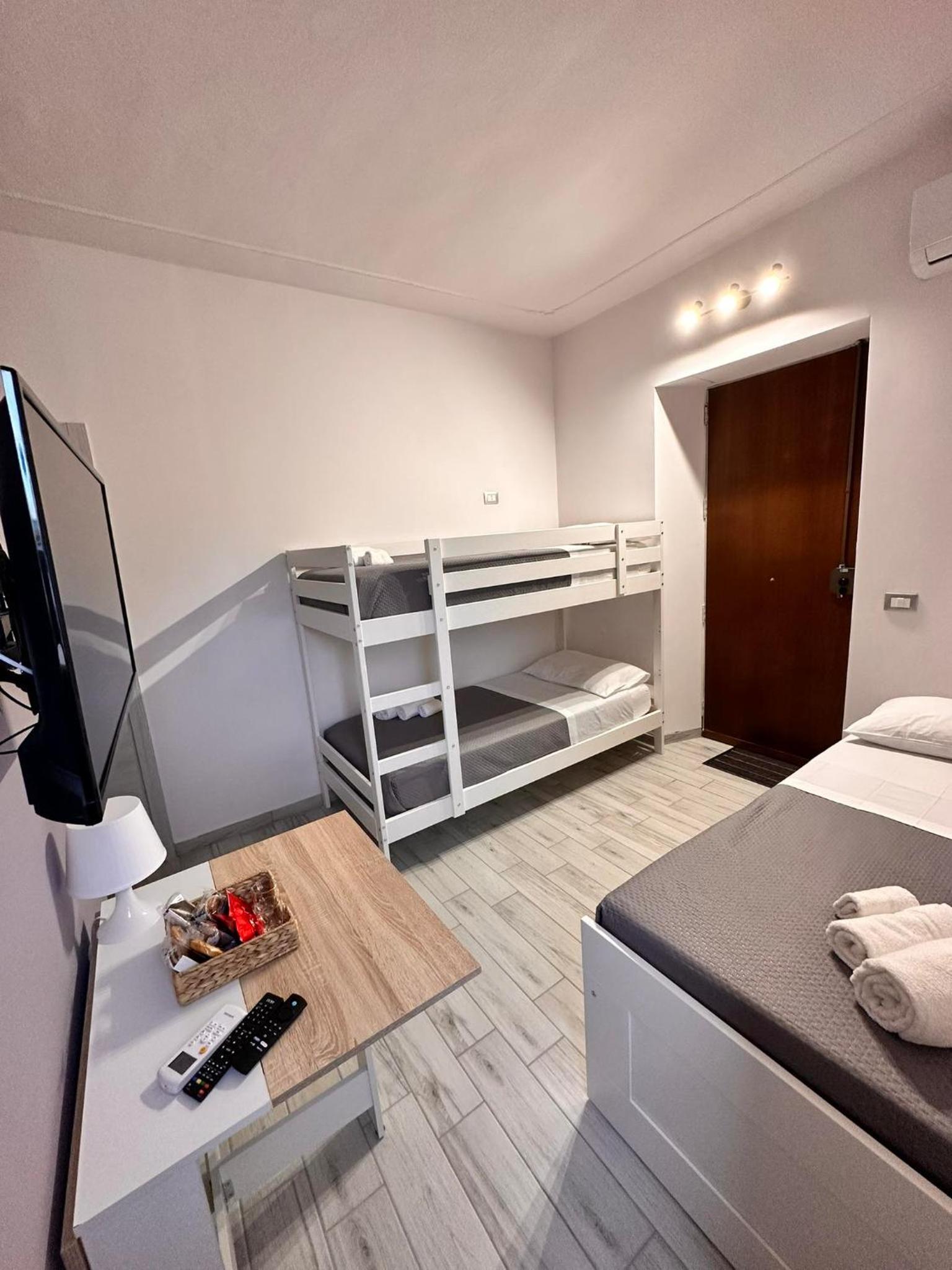 Camera Tripla con bagno privato
