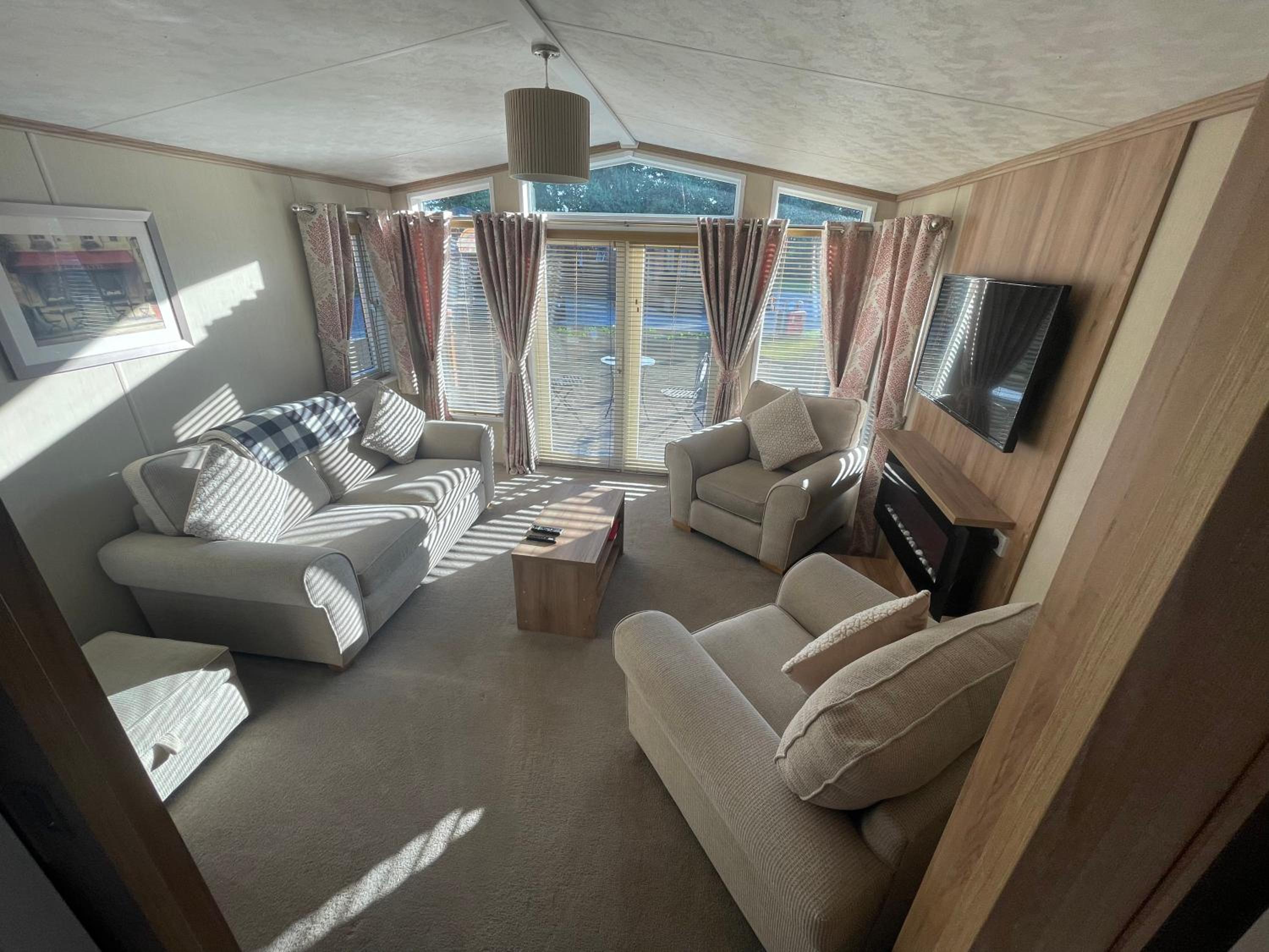 Two-Bedroom Chalet photo 1