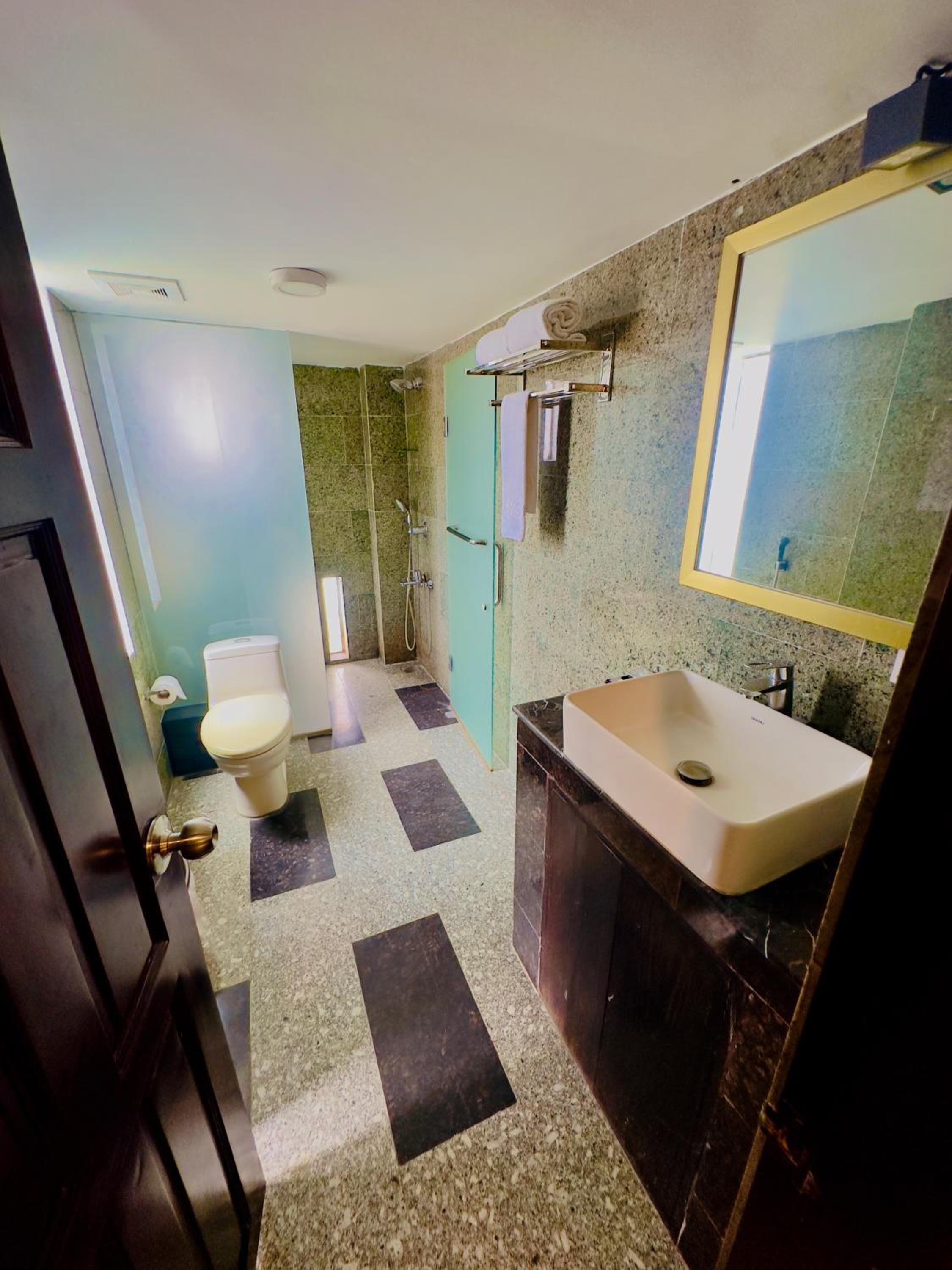 Superior Twin Room - Photo 6