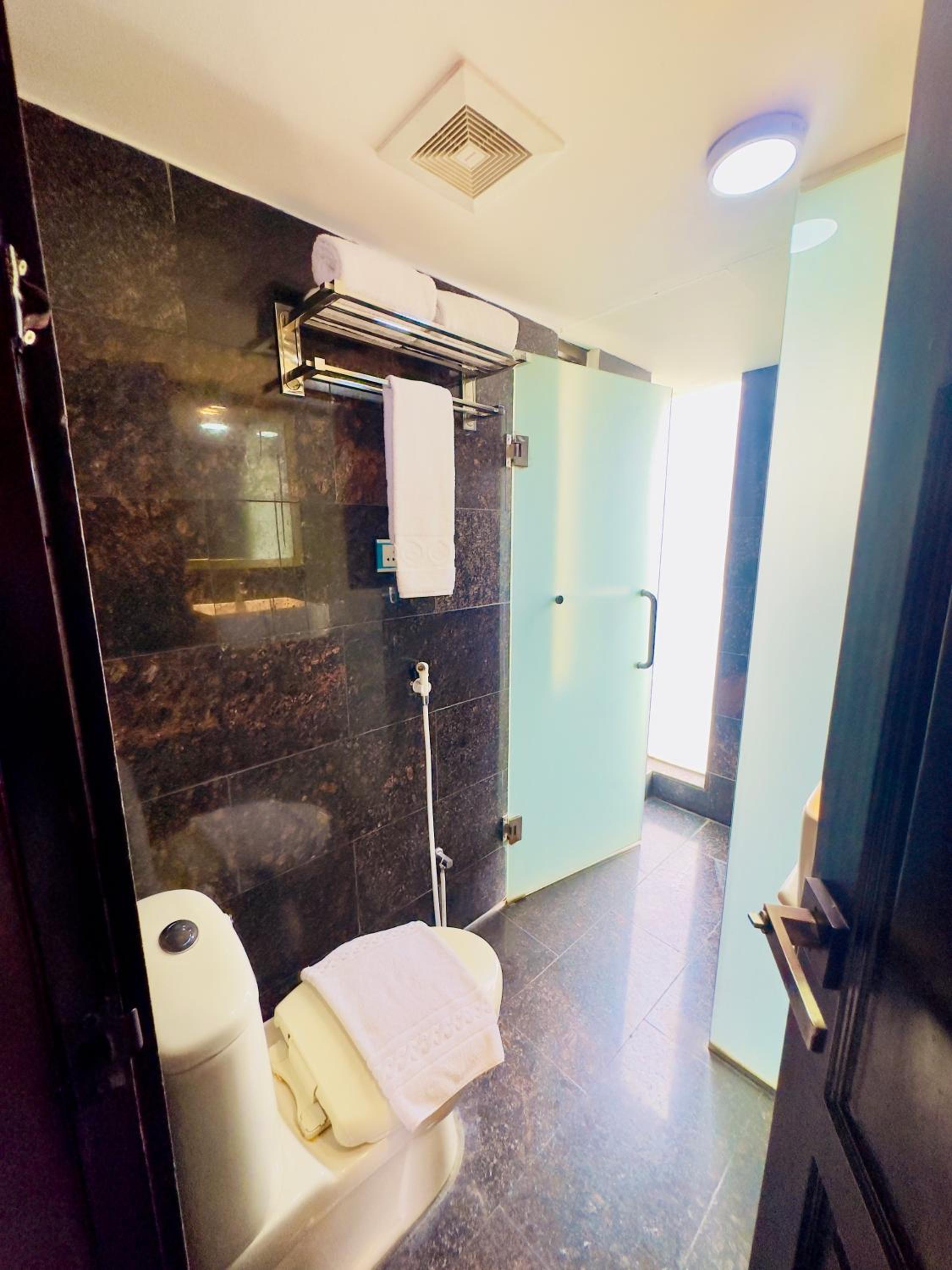 Superior Twin Room - Photo 5