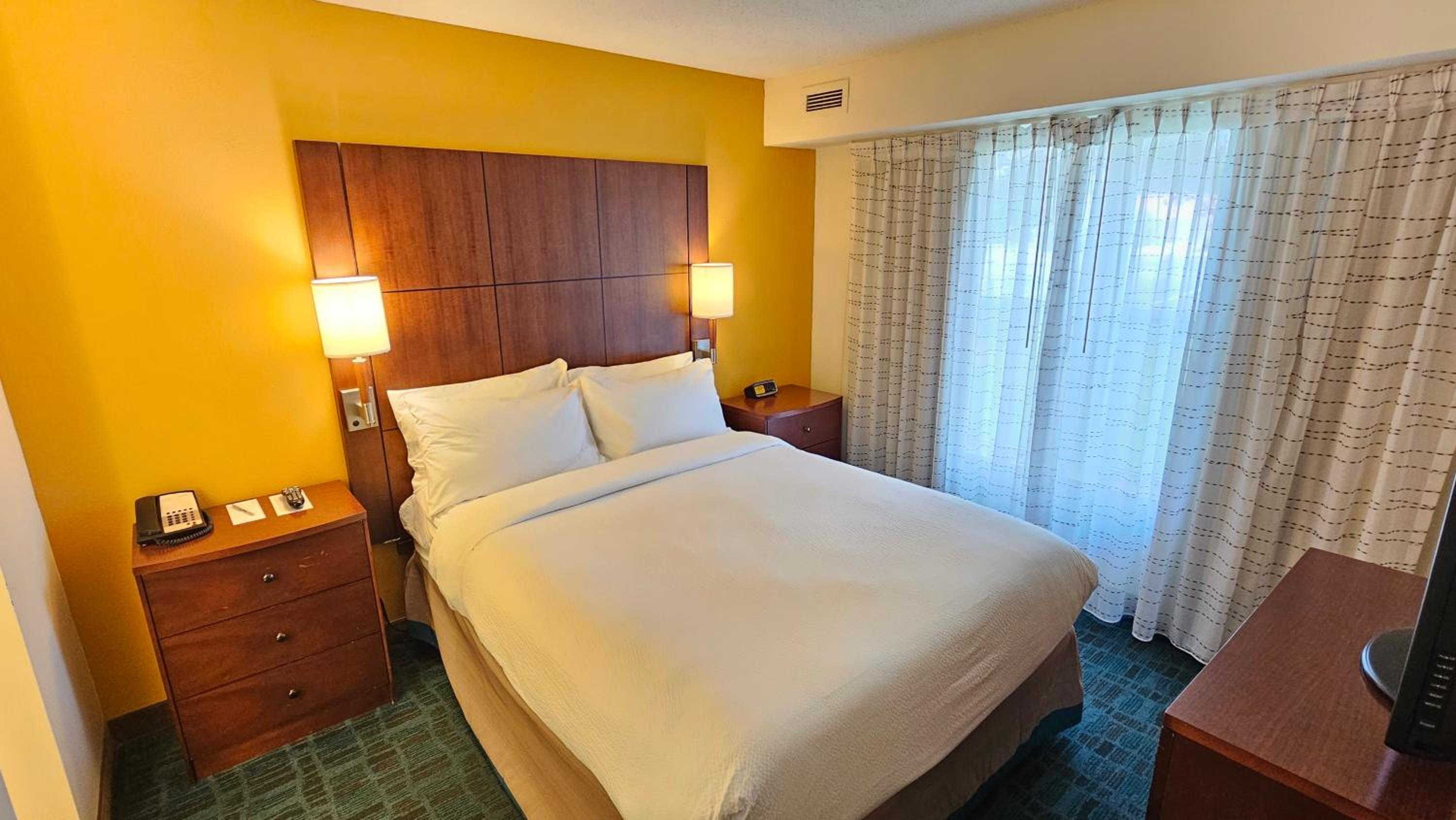 Two-Bedroom Suite photo 1