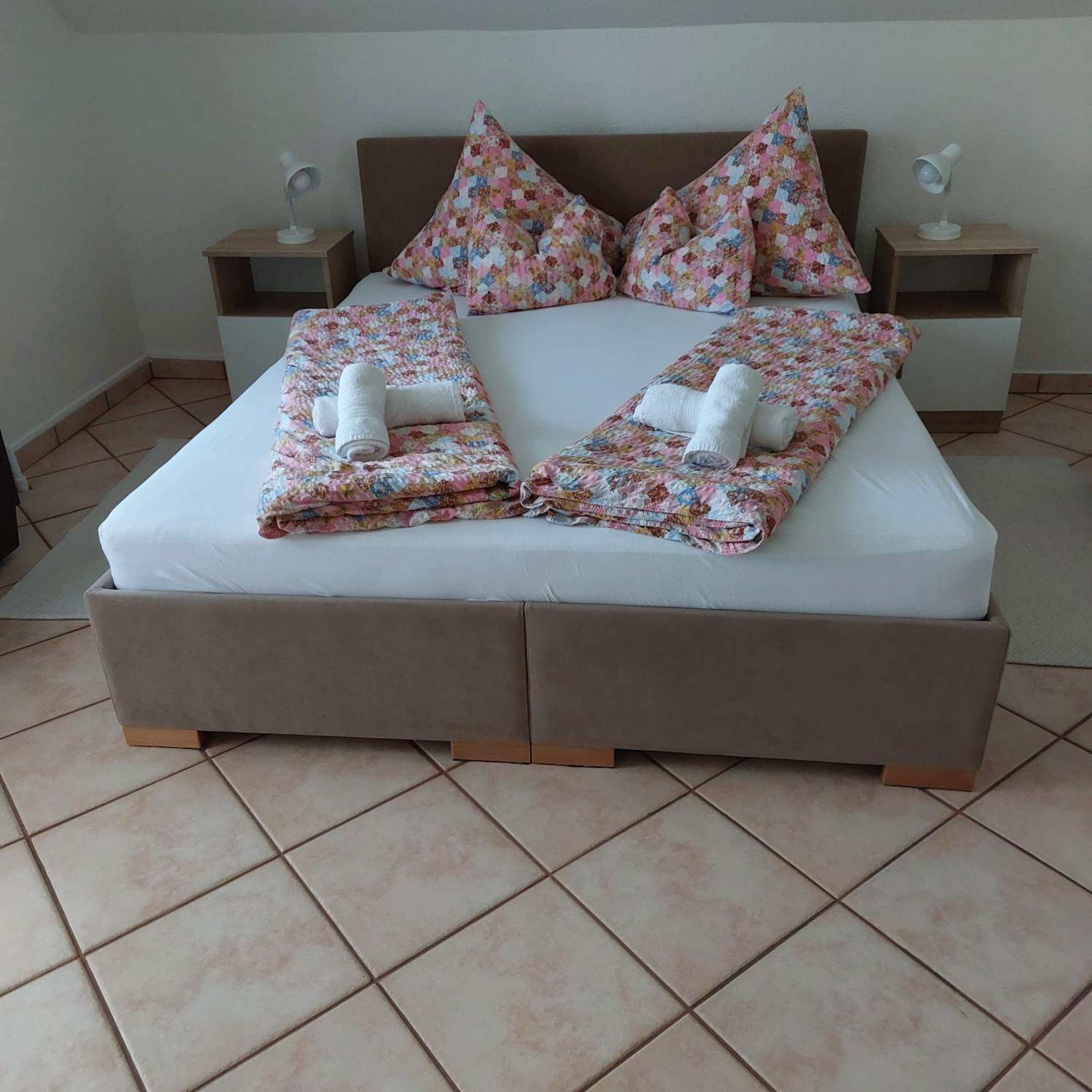 Studio Apartment photo 2