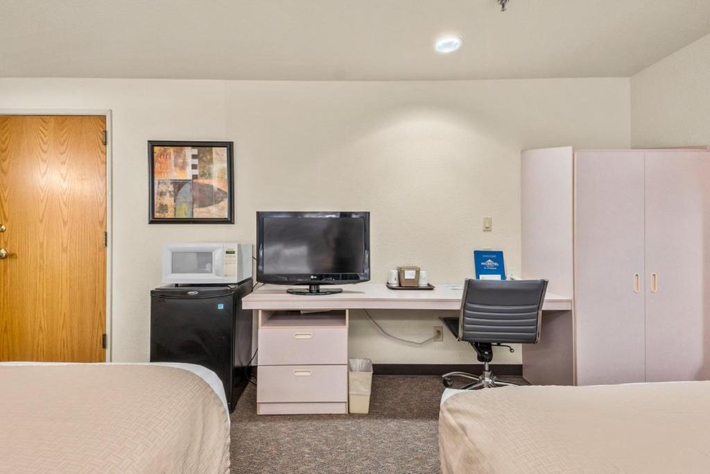 Queen Room with Two Queen Beds, Mobility Access and Roll-in Shower, Non-Smoking - Photo 1