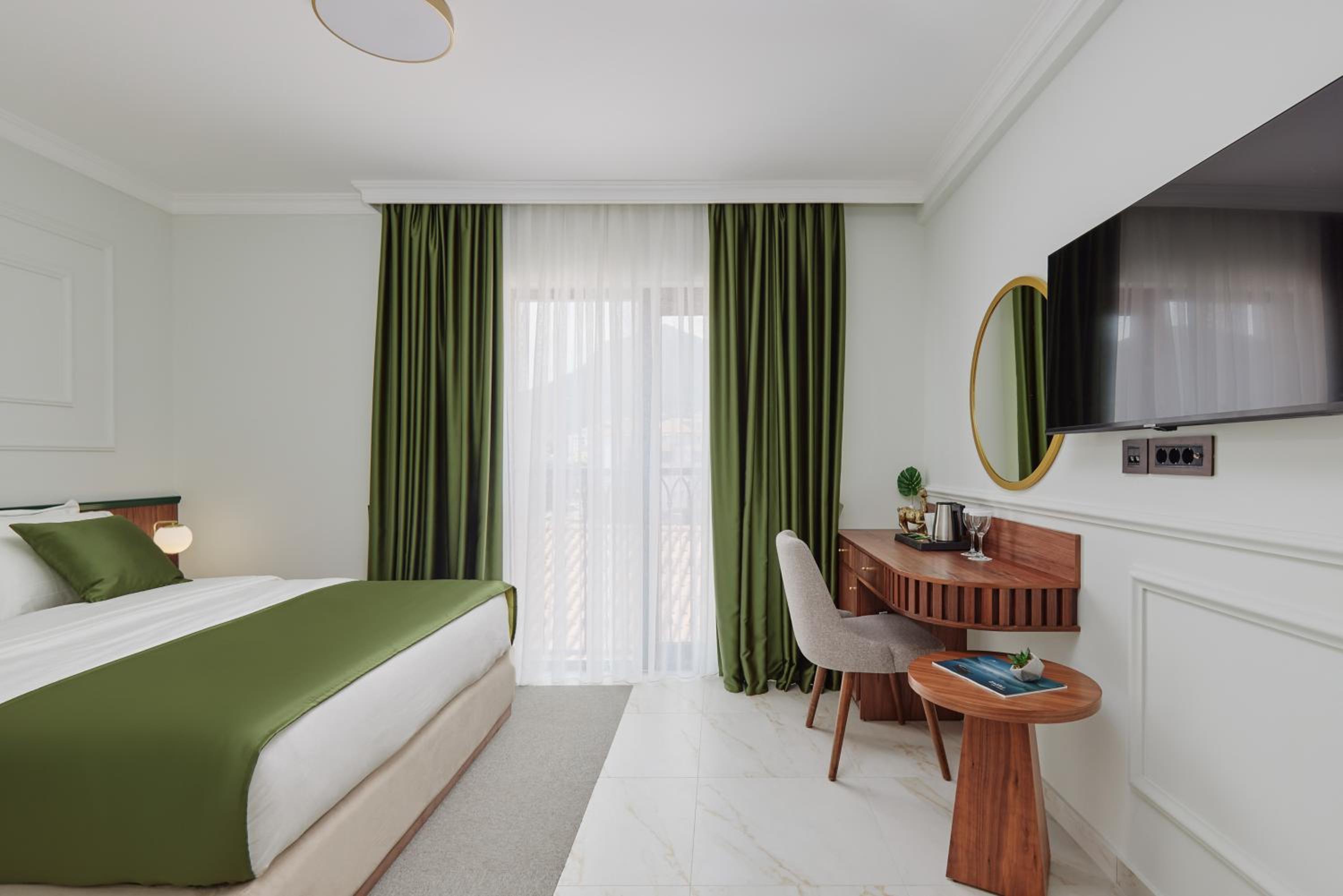 Economy Double Room photo 1