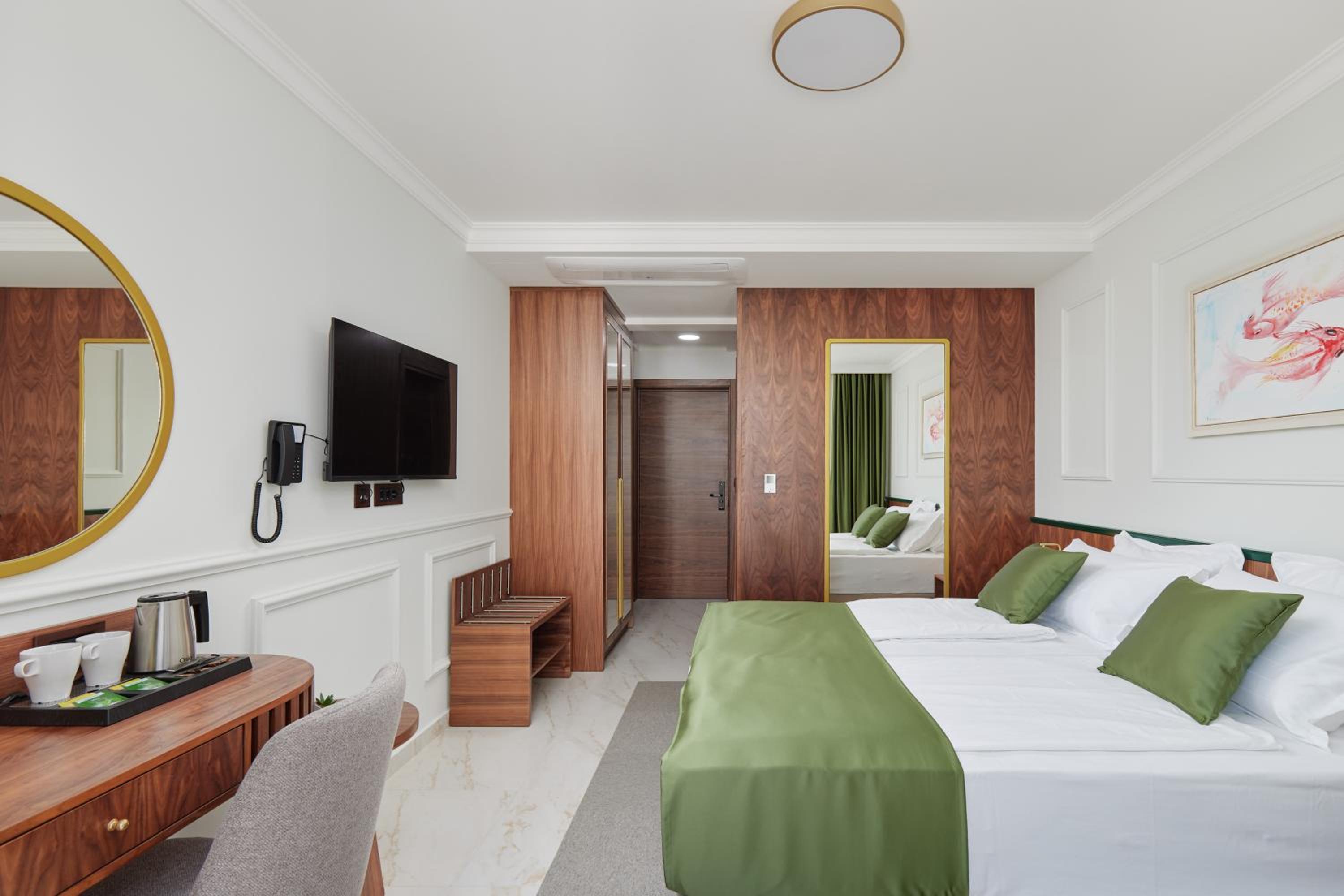 Double or Twin Room with Extra Bed photo 2