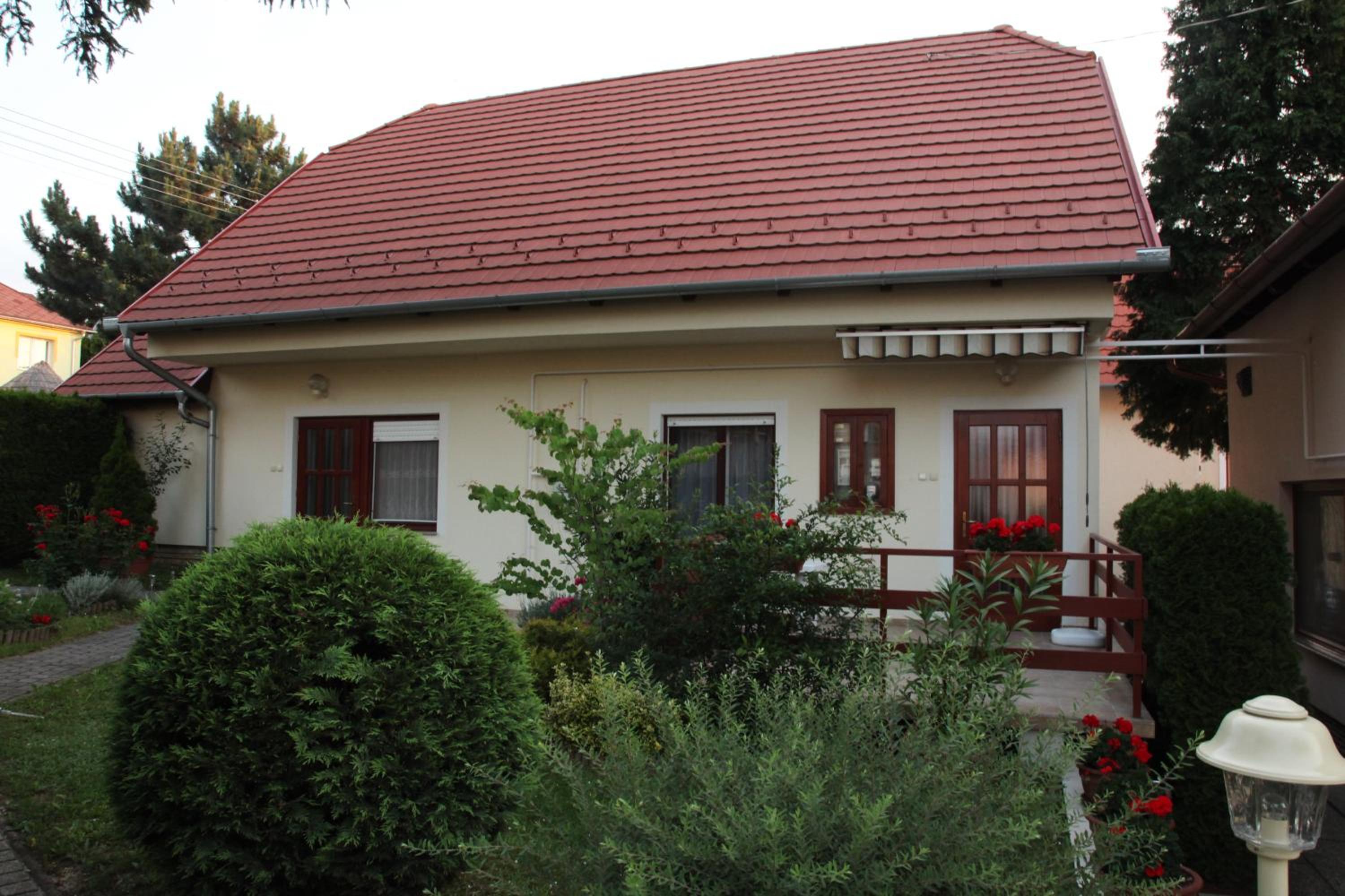 Apartment with Terrace photo 2