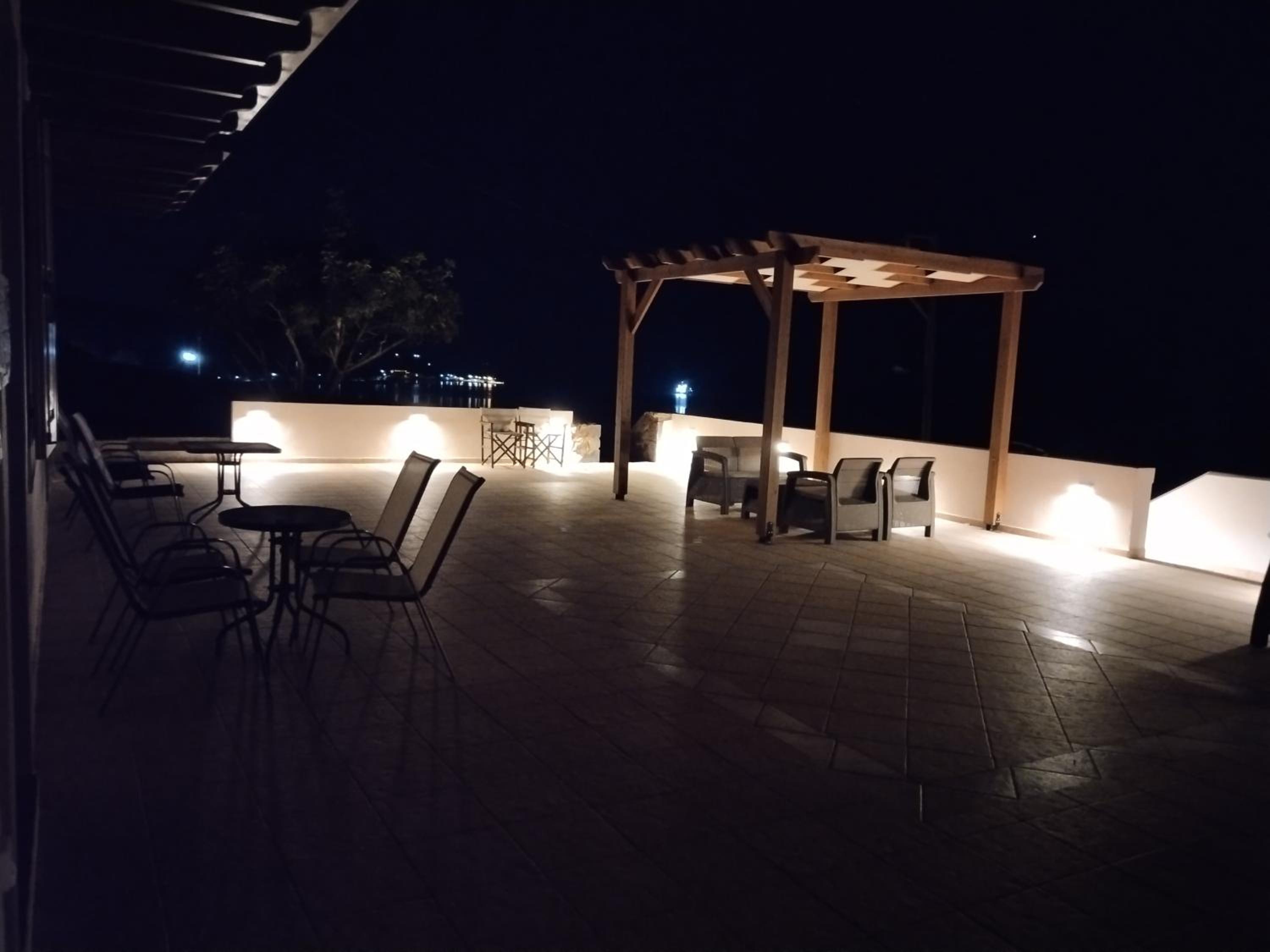 Apartment with Sea View - Photo 13