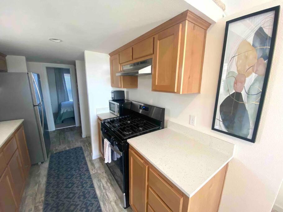 Two-Bedroom House photo 3