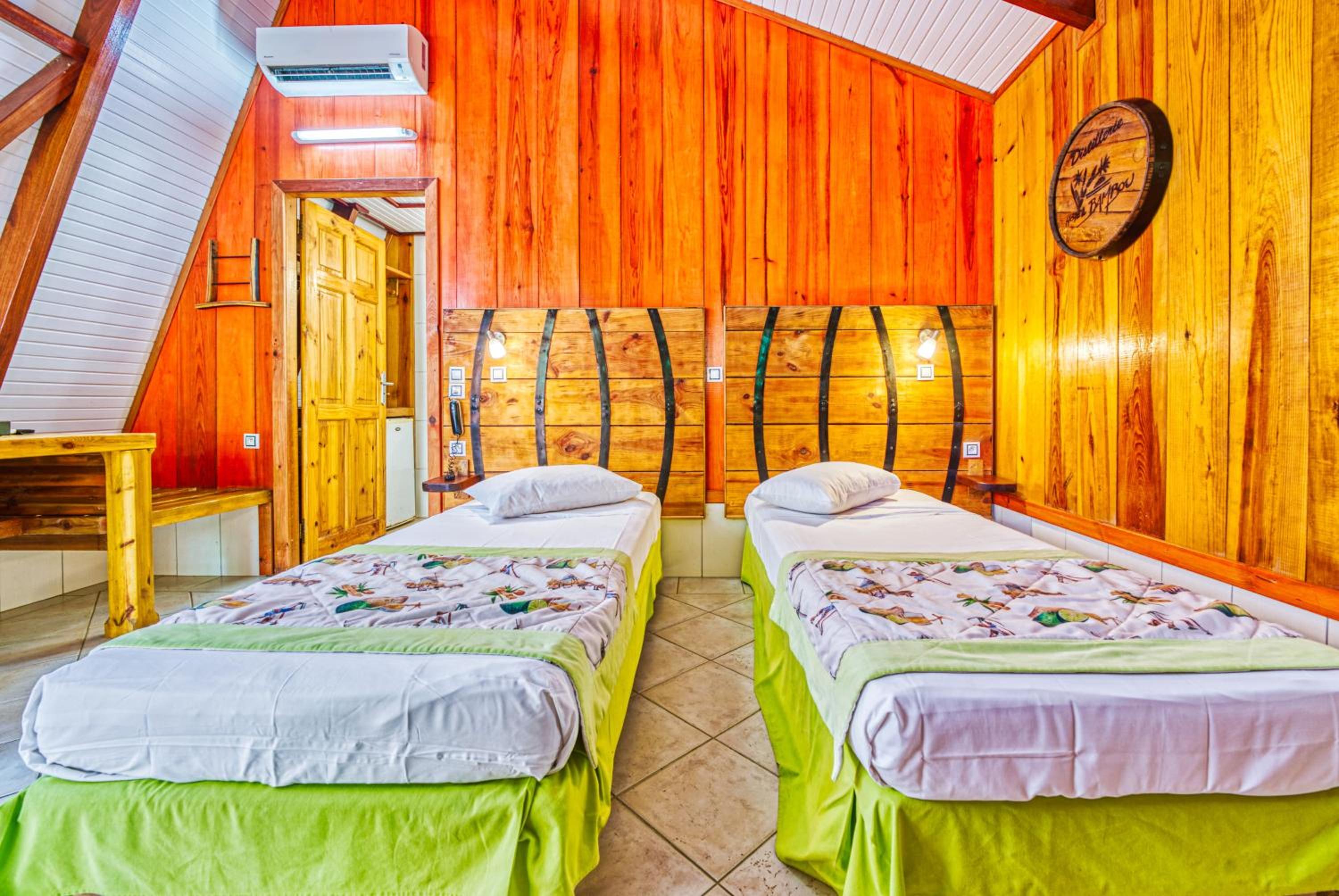 Bungalow Double Vue Sur Jardin - Lits Simples